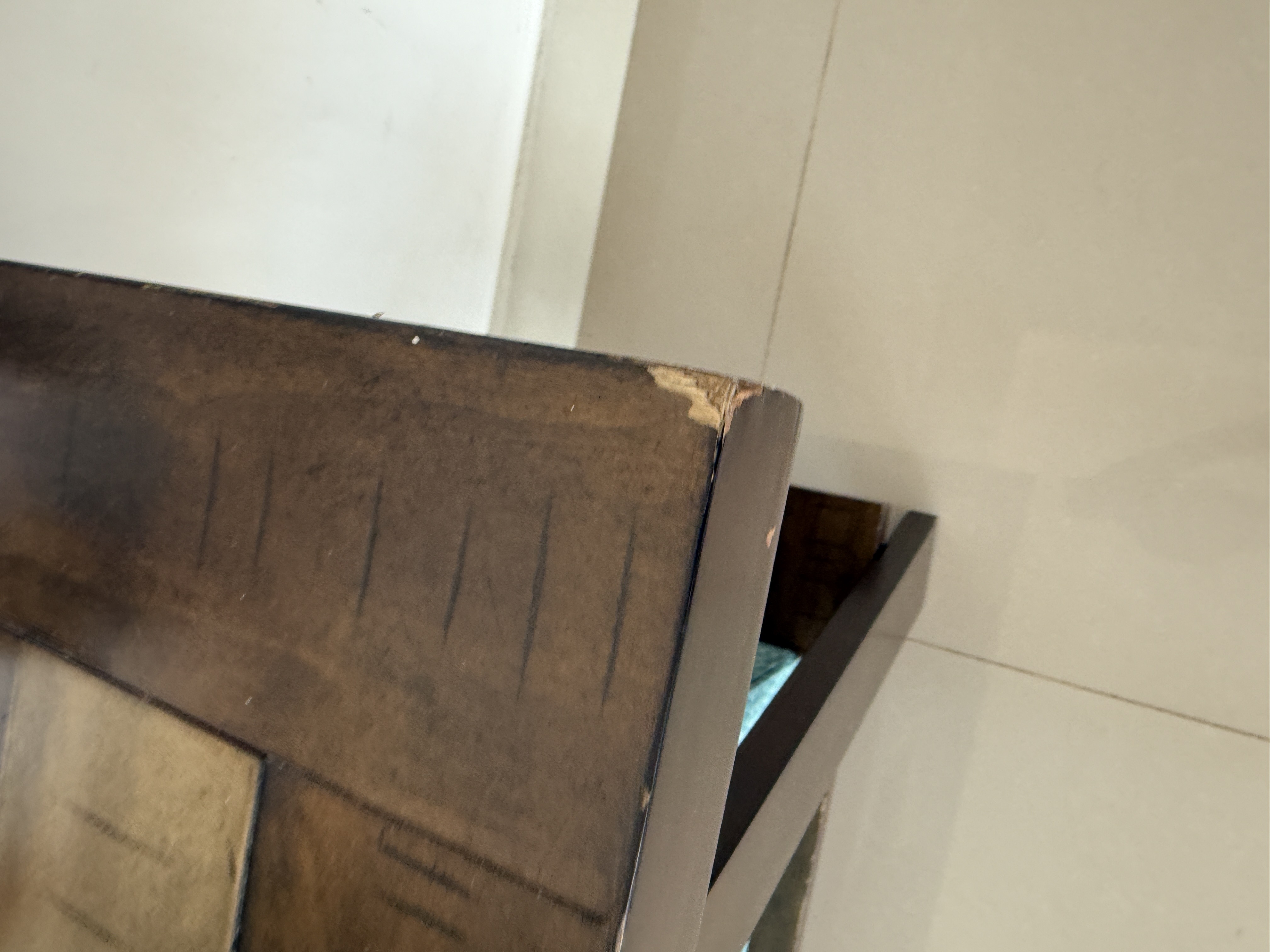 muebles y colchones - SE VENDE SET DE 3 MESAS DE MADERA – CENTRO DE SALA, RECIBIDOR Y ESQUINERA 1