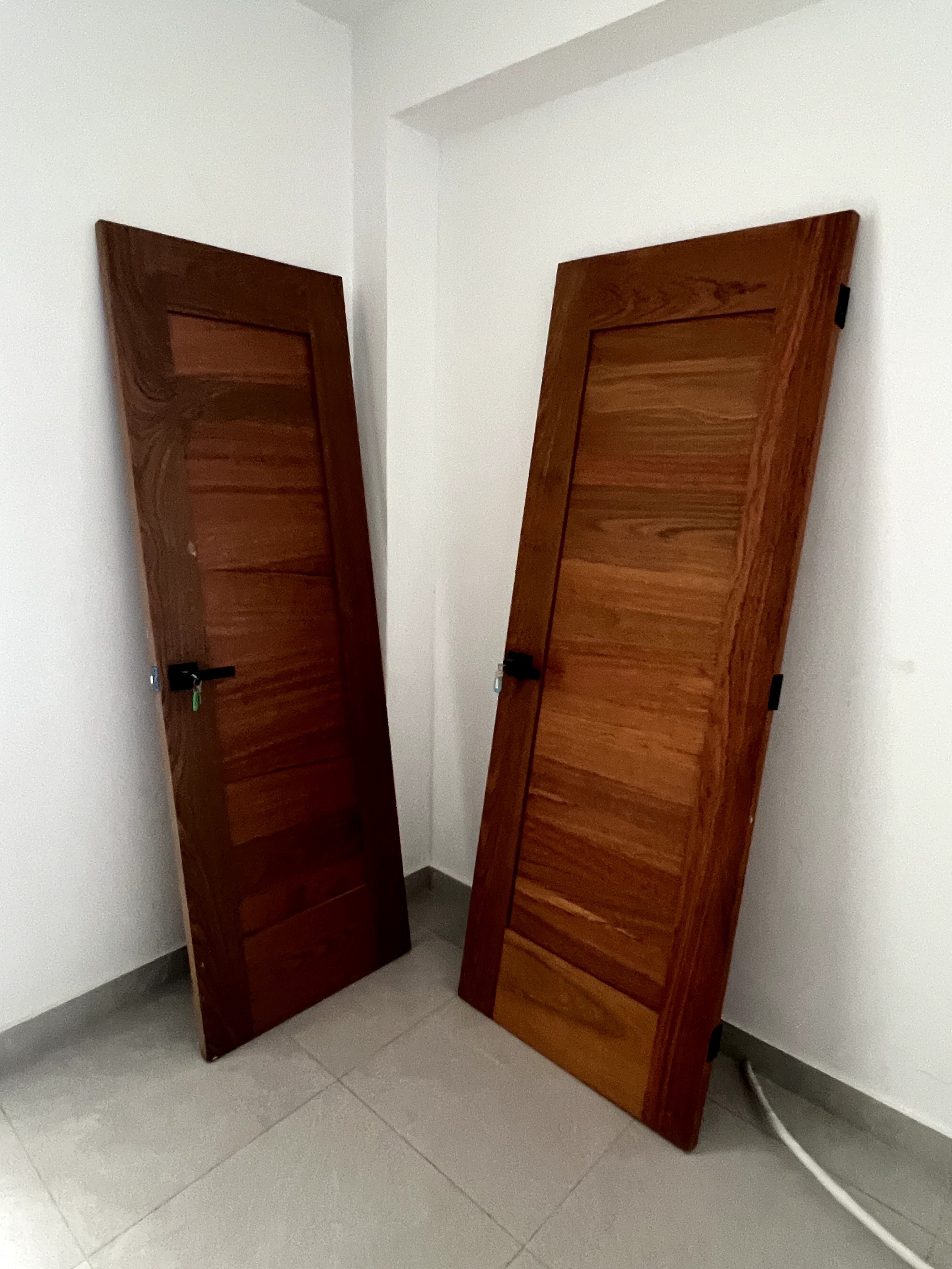 decoración y accesorios - 2 puertas nuevas con su cerradura 2
