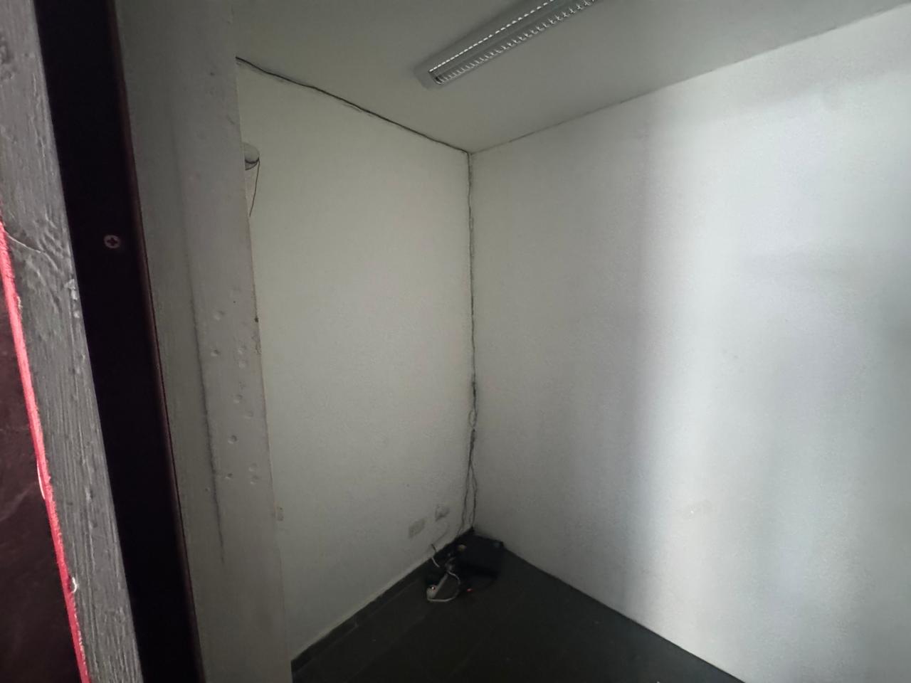 oficinas y locales comerciales - LOCAL COMERCIAL 1er. Nivel (OZAMA TRAVEL) 5