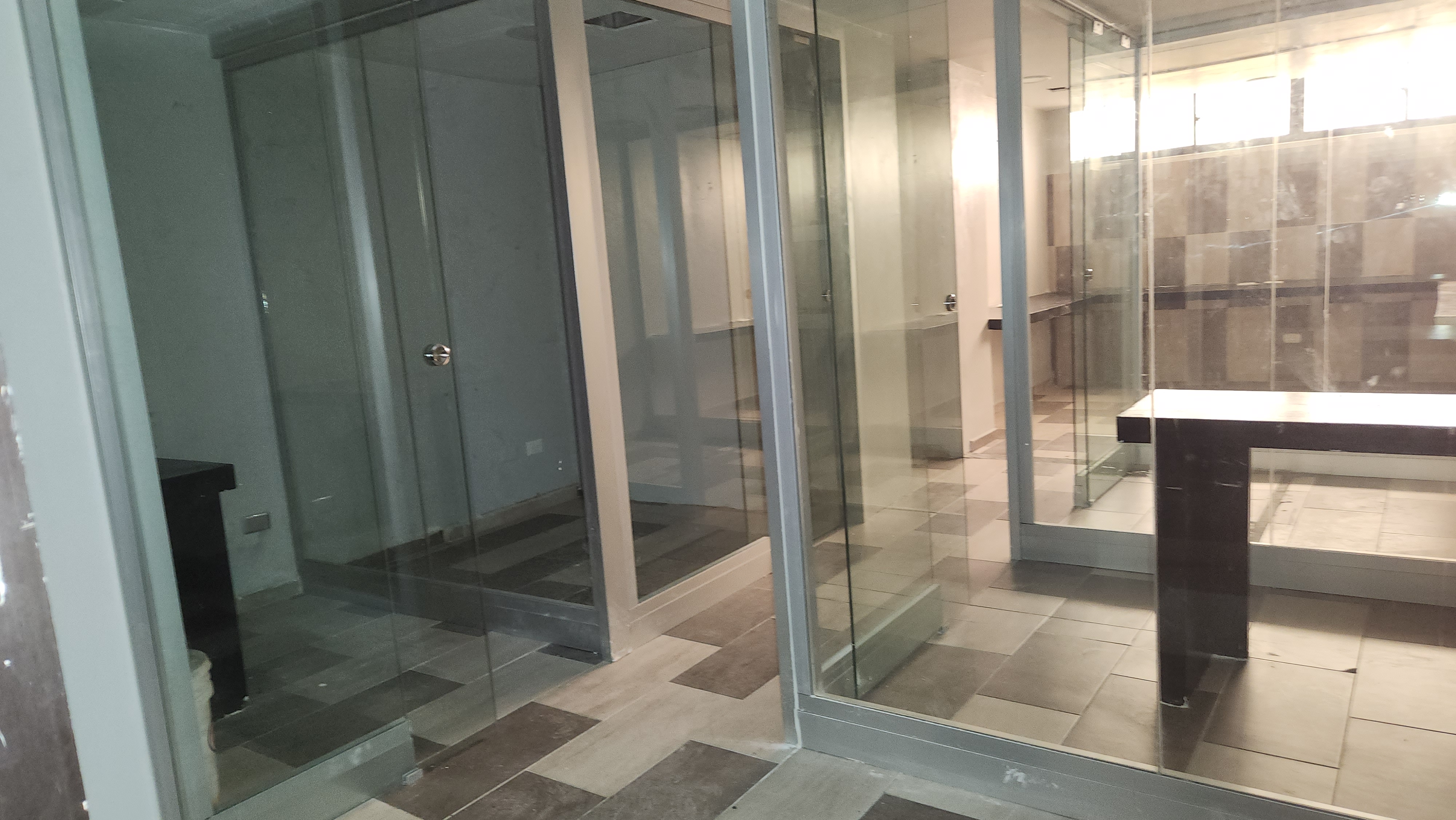 oficinas y locales comerciales - SE ALQUILA LOCAL EN AV 27 DE FEBRERO  2