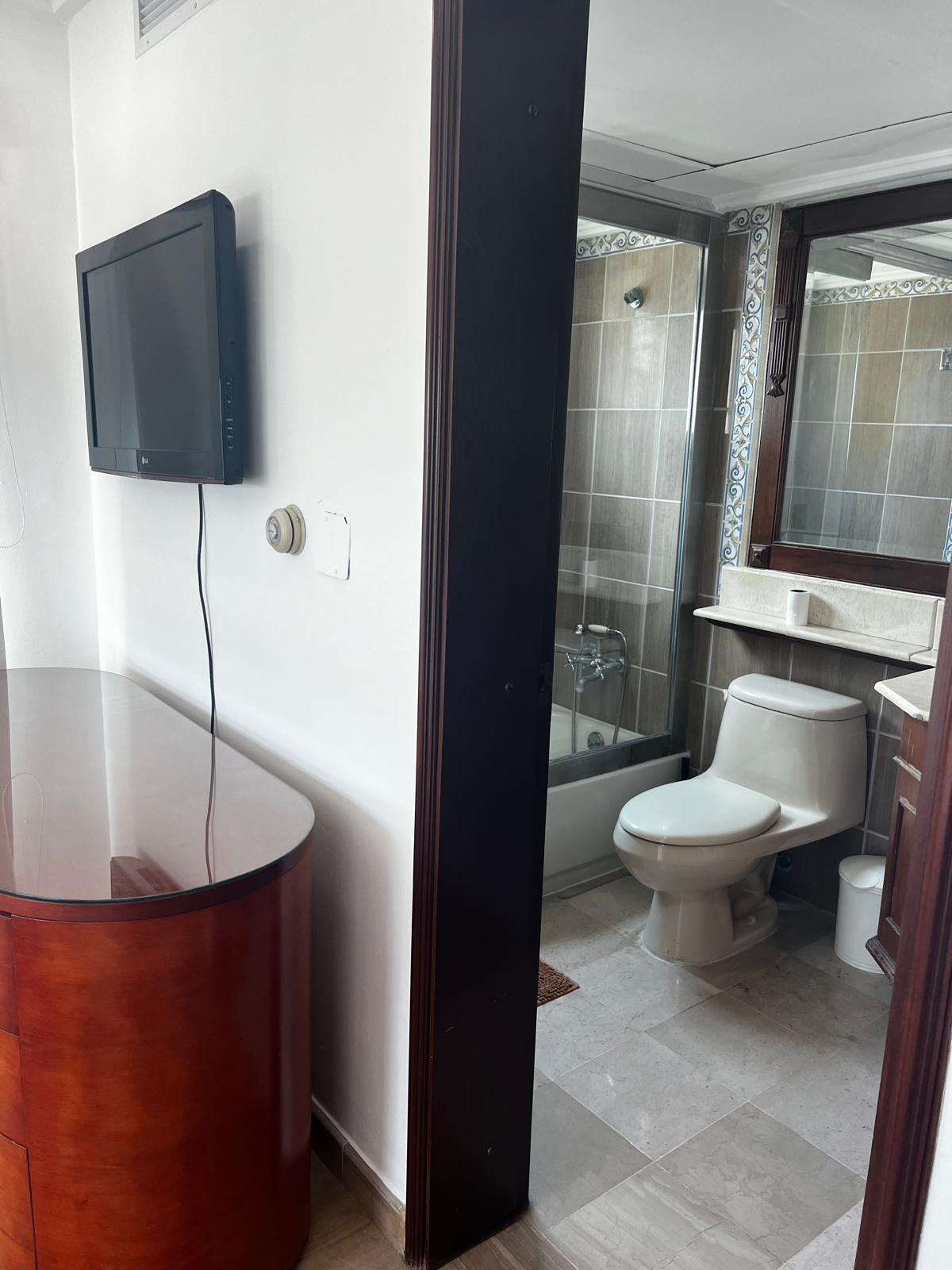 apartamentos - Apartamento amueblado en Santo Domingo / Malecon   4