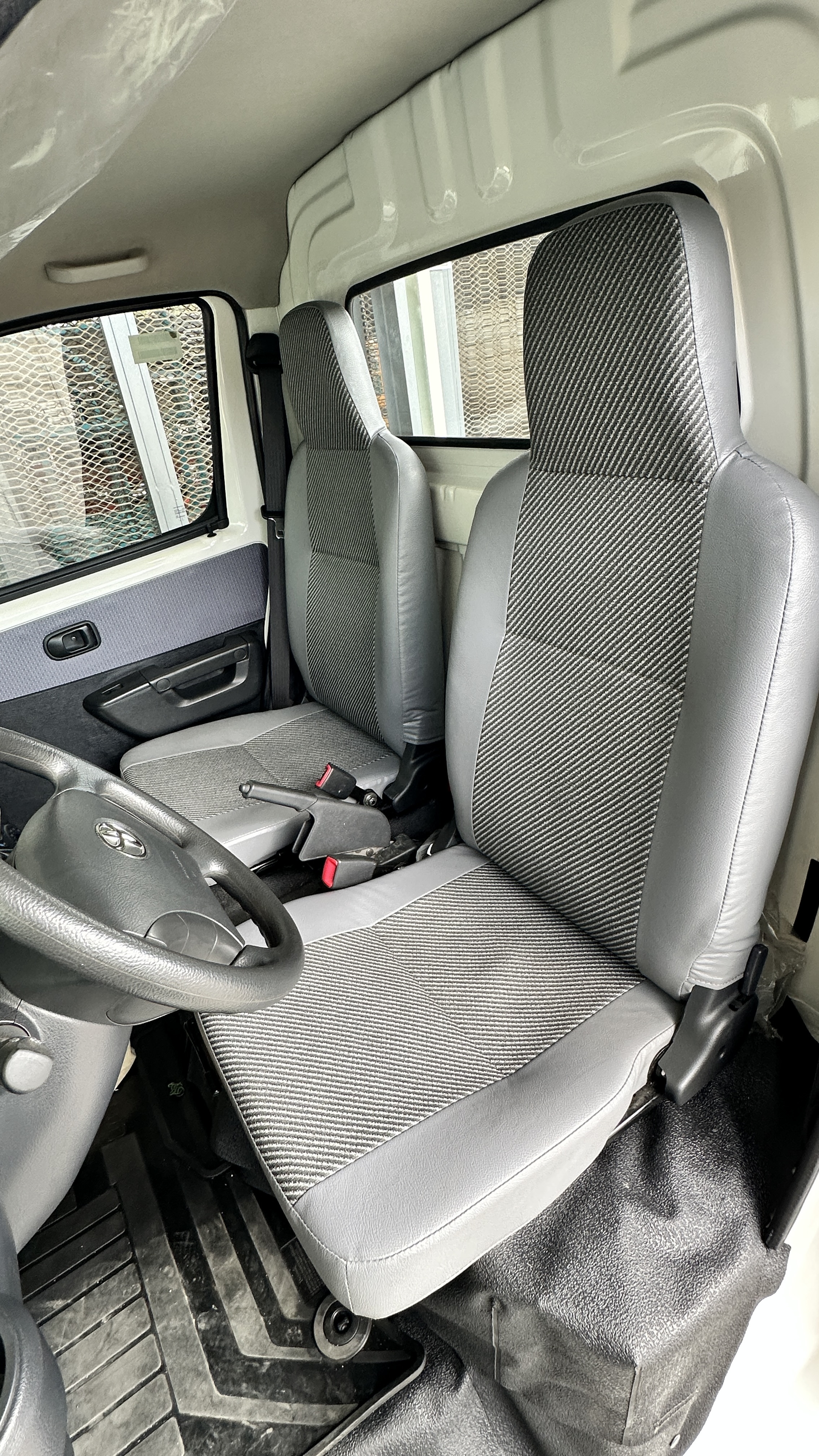 jeepetas y camionetas - Toyota lite-ace 2024 6
