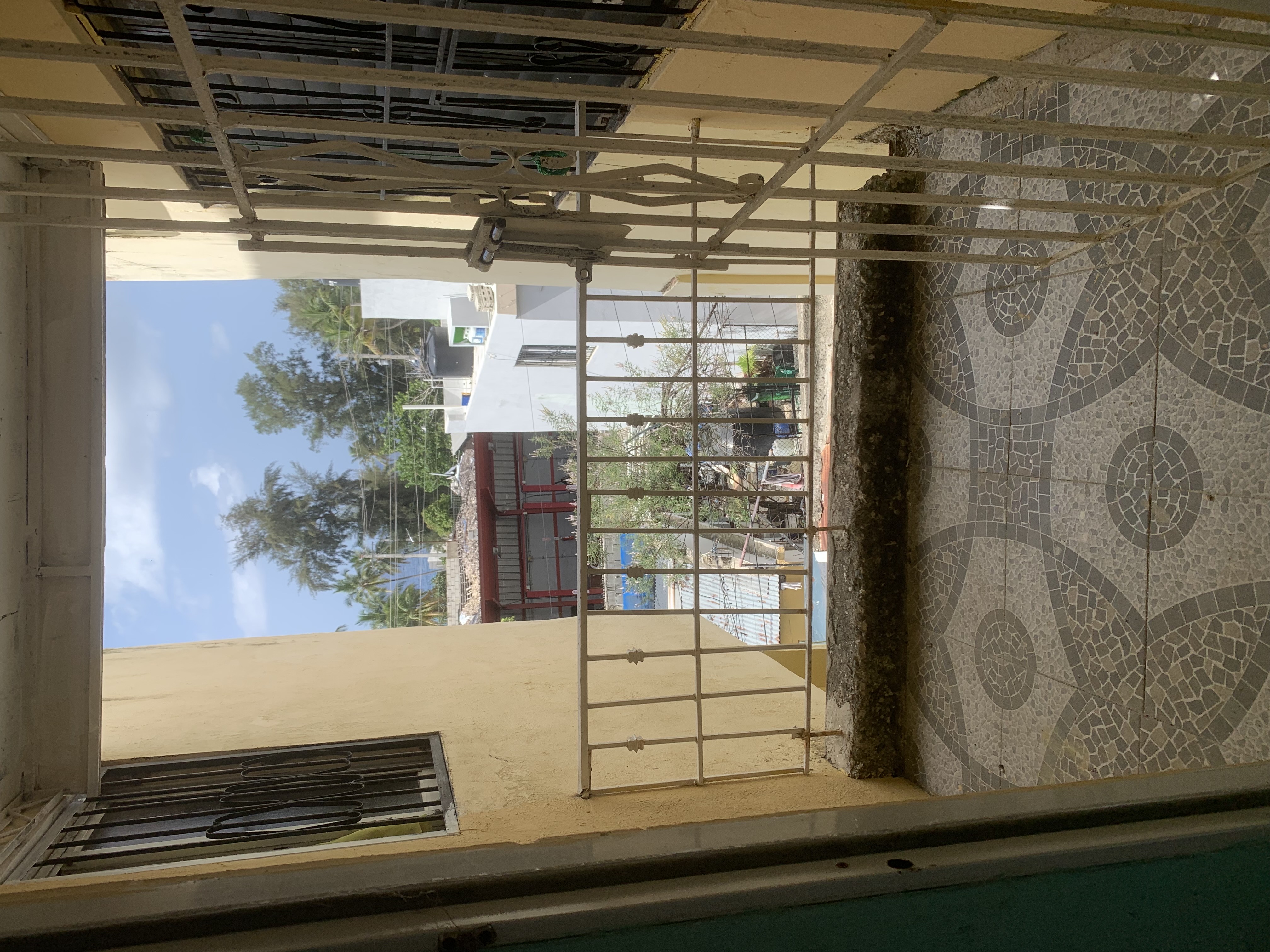 apartamentos - se alquila apto en el Ensanche Isabelita 2 hab y 1 baño 6