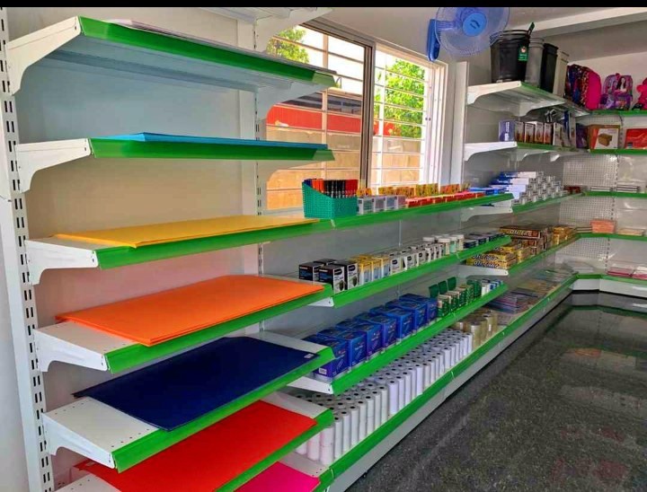 equipos profesionales - GONDOLAS DE PARED PARA MINIMARKET SUPERMERCADOS Y TIENDAS  1