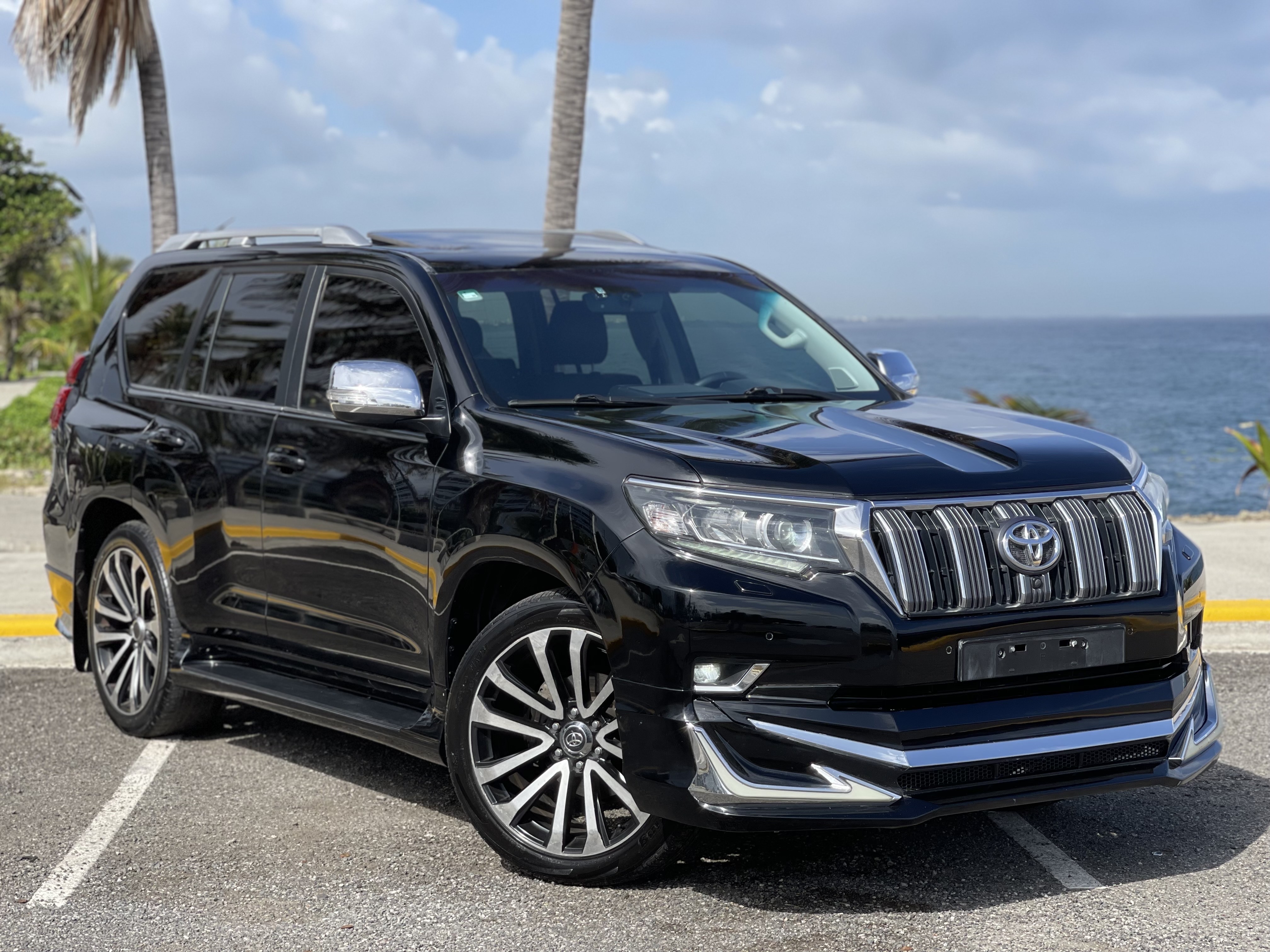 jeepetas y camionetas - Toyota Land Cruiser Prado VXL 2020 1