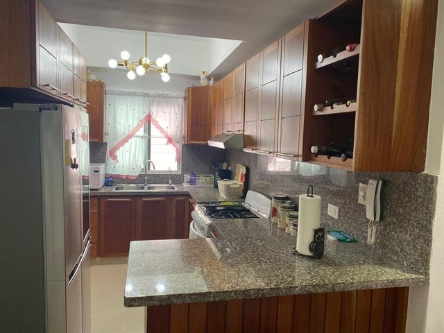 apartamentos - Apartamento en venta Santo Domingo #24-1405 tres dormitorios, terraza, seguridad 2