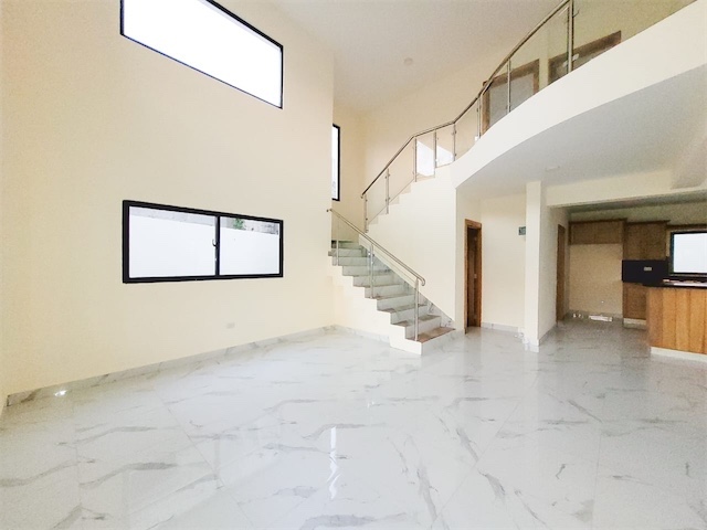 casas - Hermosa casa 2 niveles con piscina  lista para entrega autopista de san Isidro 5