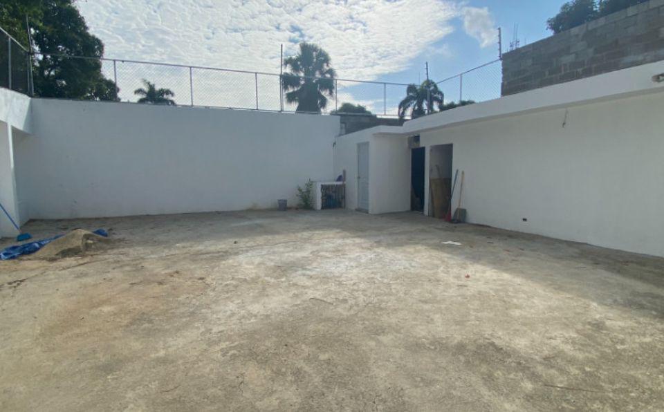 oficinas y locales comerciales - Vendo local comercial en Zona Colonial 6