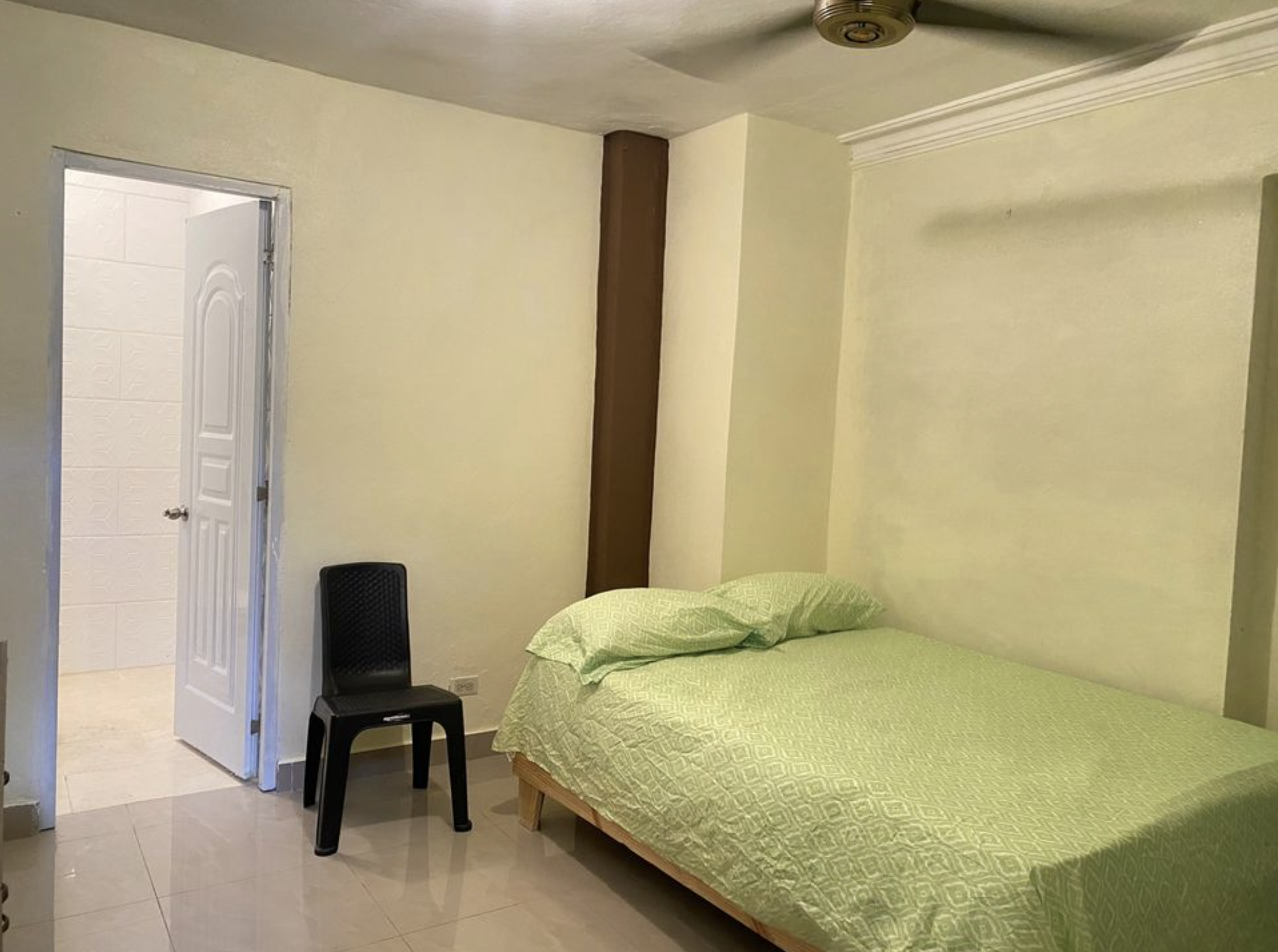 habitaciones y viviendas compartidas - Habitación amueblada en Atala 3