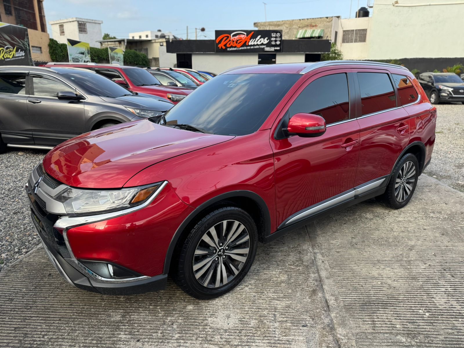 jeepetas y camionetas - Mitsubishi Outlander SEL 2019 0