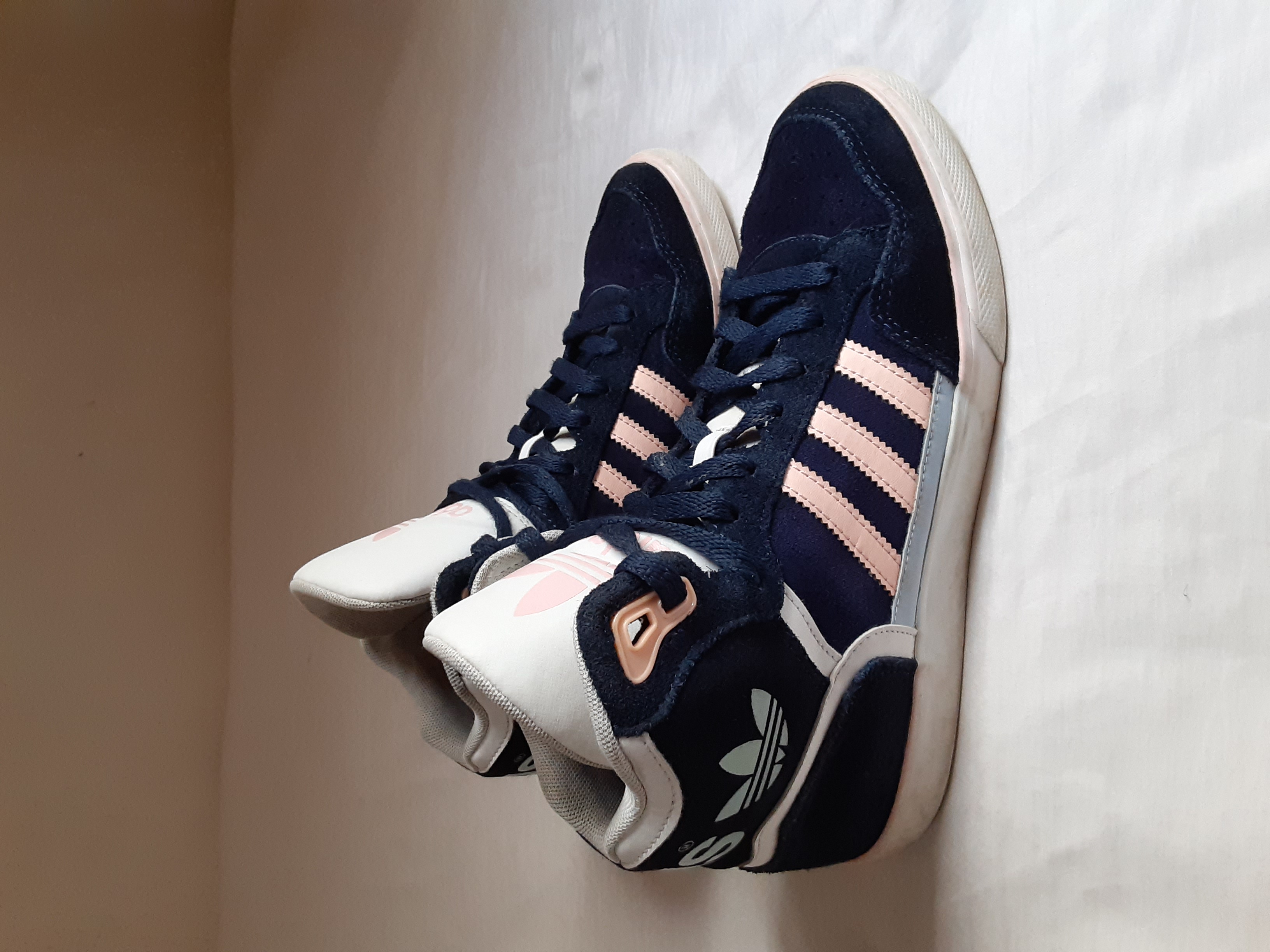 zapatos para mujer - Tenis de mujer/ adolescente.   Size: 8 8
