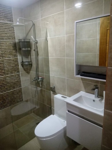 apartamentos - SE ALQUILA APARTAMENTO NUEVO AMUEBLADO 

 Zona Universitaria
 8