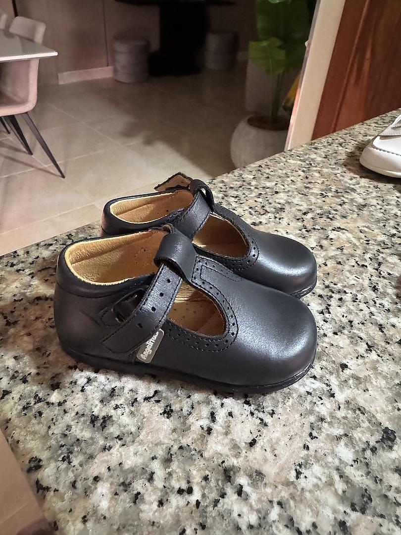 ropa y zapatos - Zapato español para niño  1