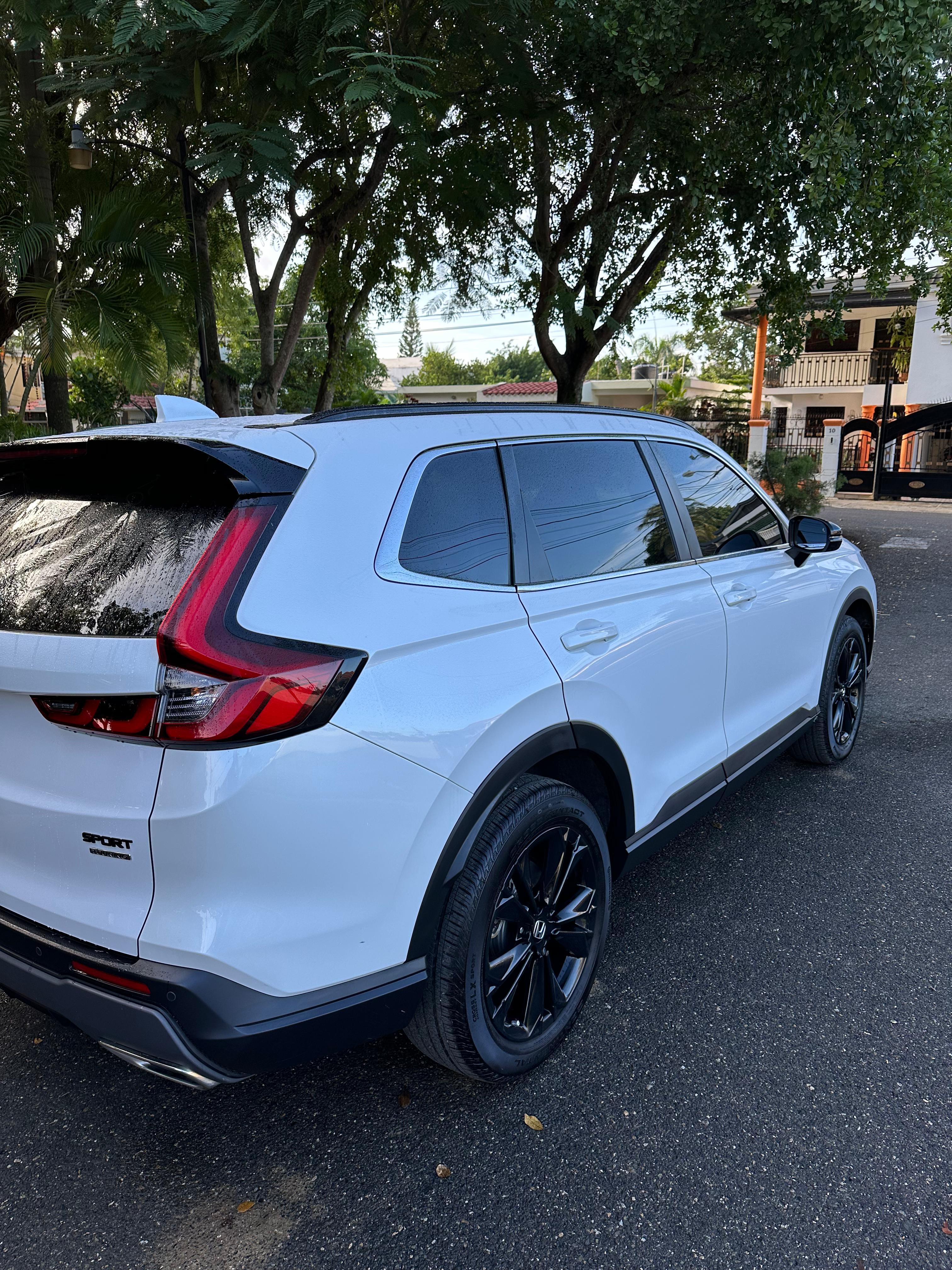 jeepetas y camionetas - Honda crv sport touring híbrida 2024 8