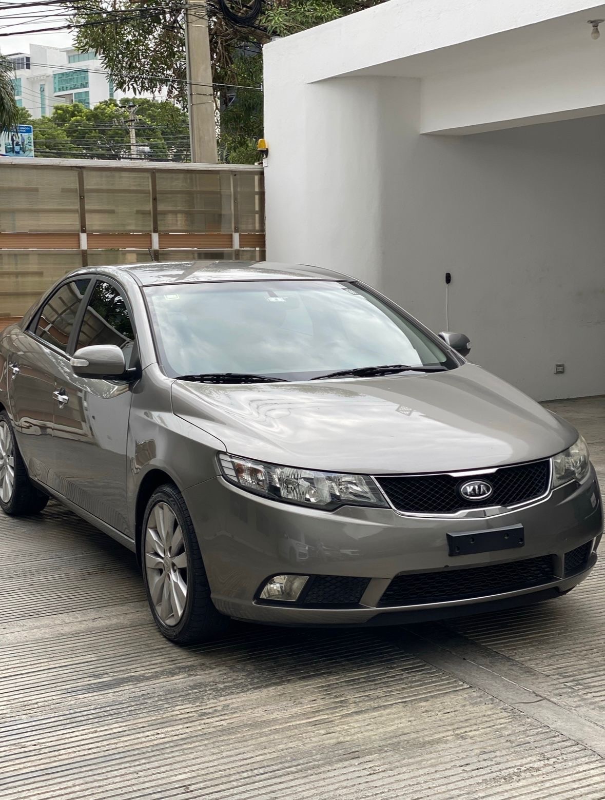 carros - Kia Cerato 2011 1