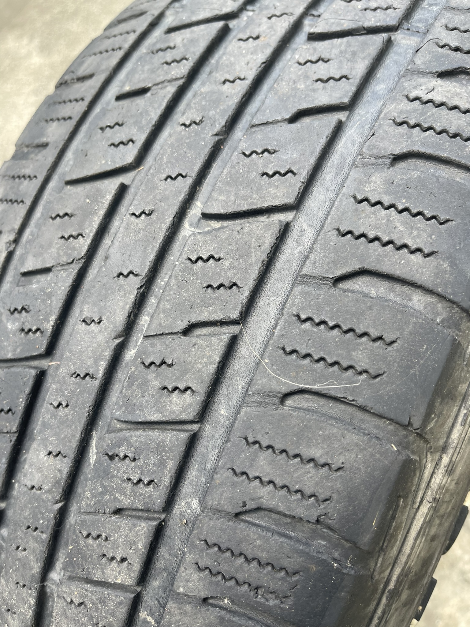repuestos - 4 gomas 245/65R17 1
