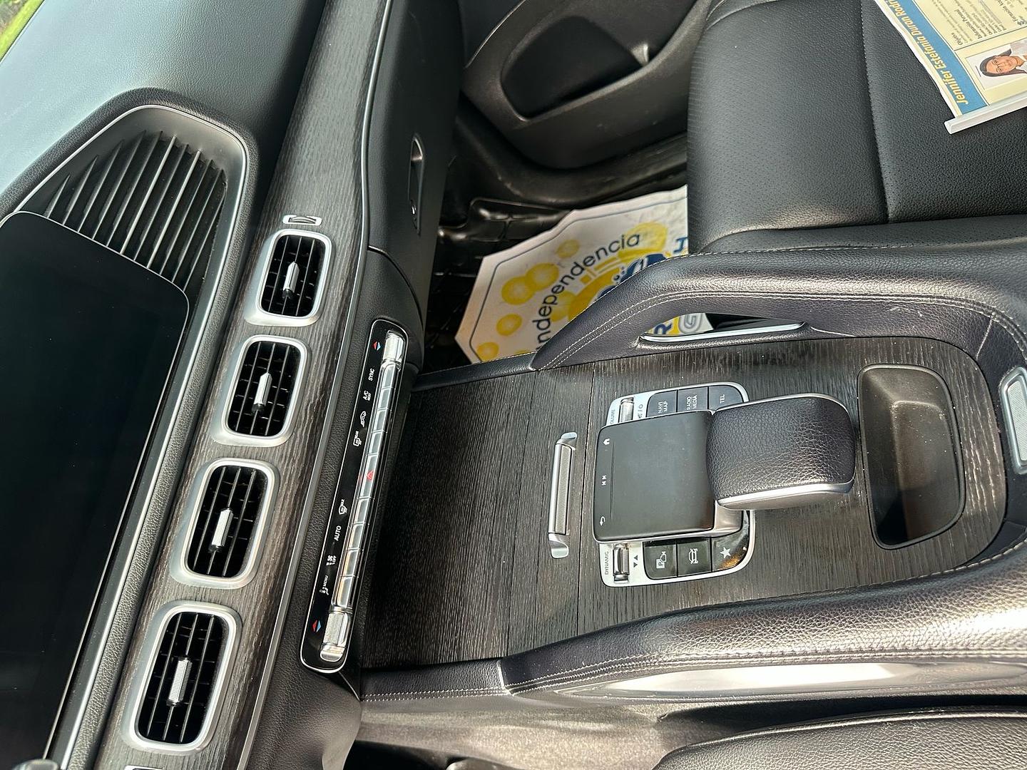 jeepetas y camionetas - Mercedez-Benz  3