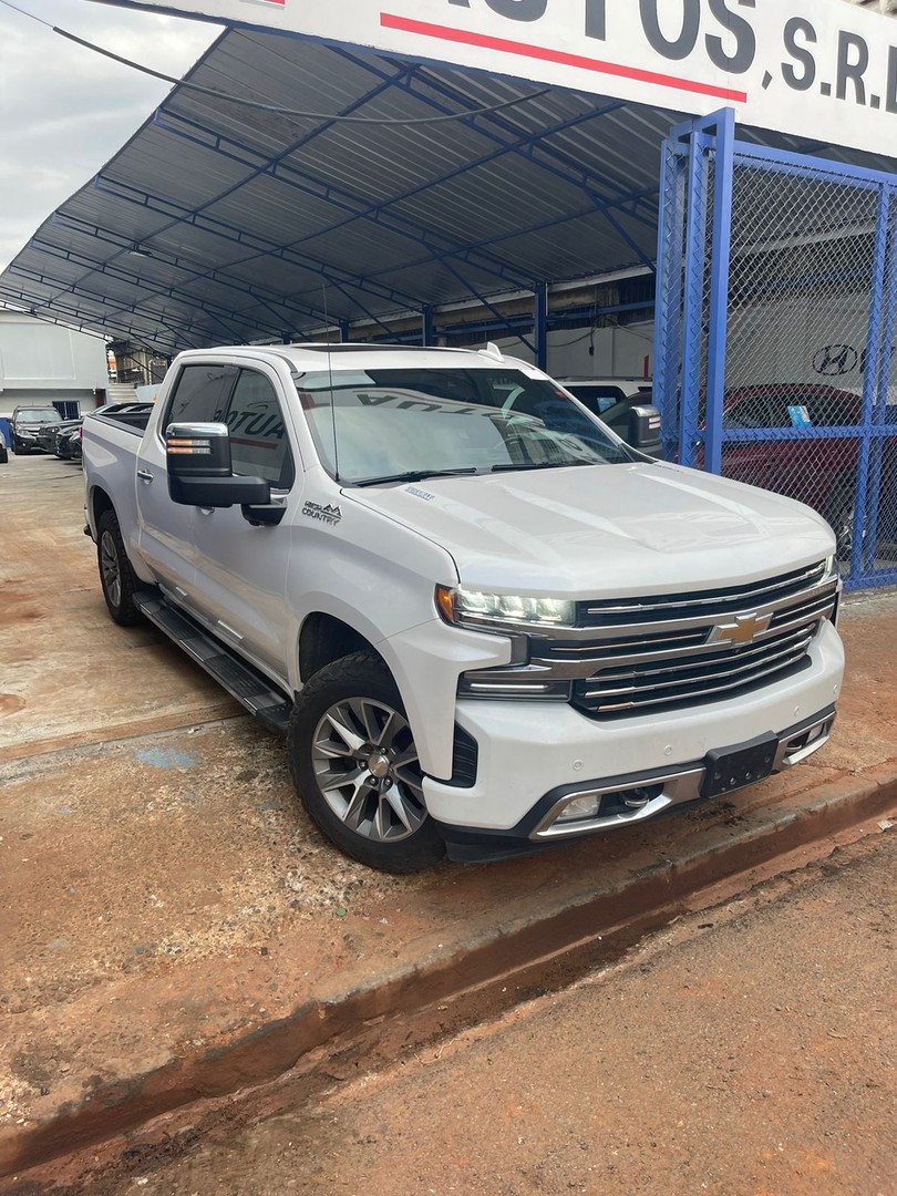 jeepetas y camionetas - Chevrolet Silverado High Country Duramax 2020 0