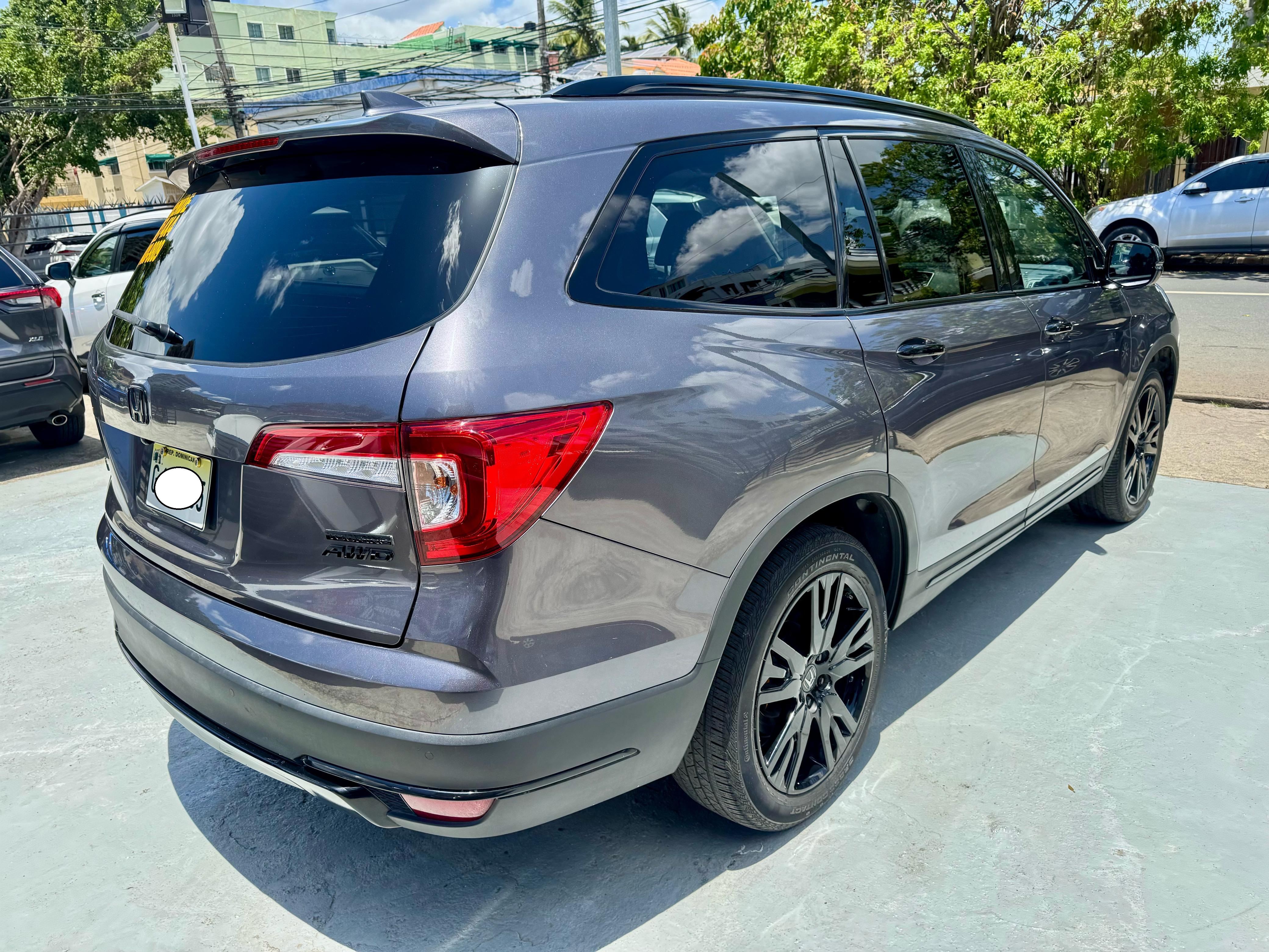 jeepetas y camionetas - Honda Pilot Touring 2019 AWD Como Nueva! 2