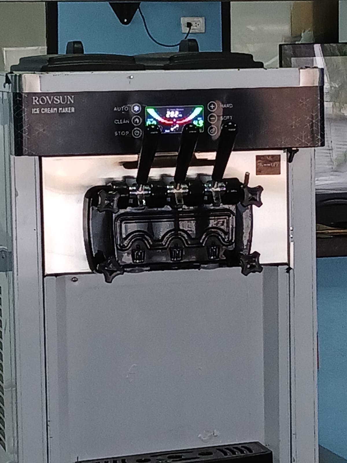 equipos profesionales - rovsun ice maker 4