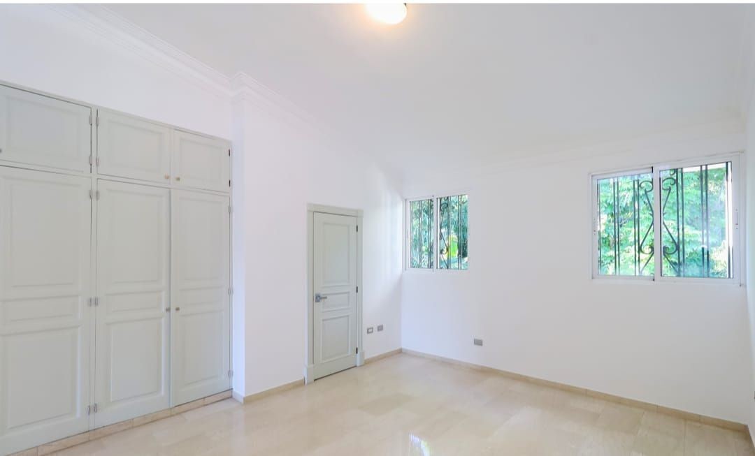 casas -  Casa en Altos de arroyo Hondo  3