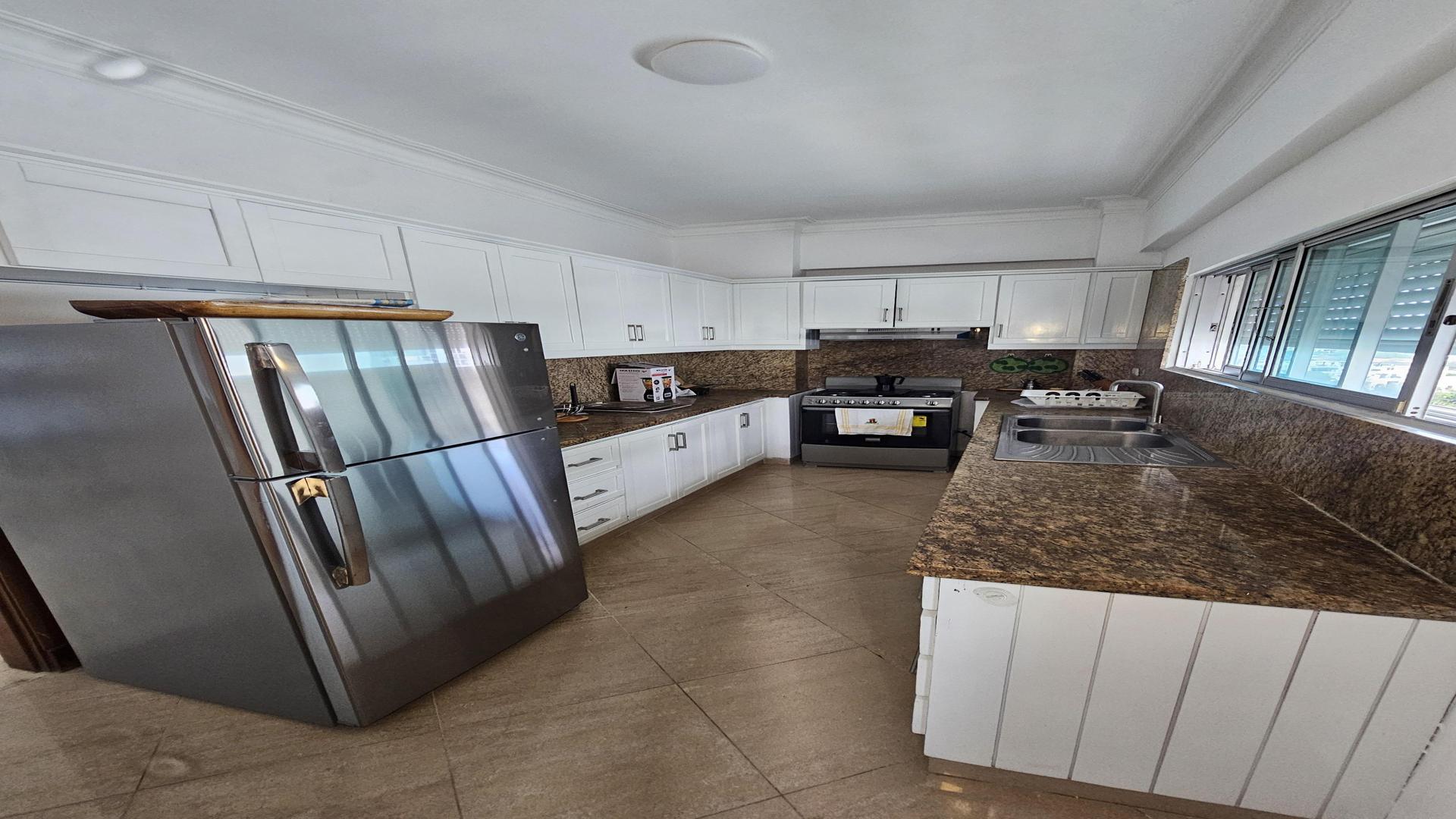 apartamentos - Alquiler de Penthouse amueblado en Bella Vista 4