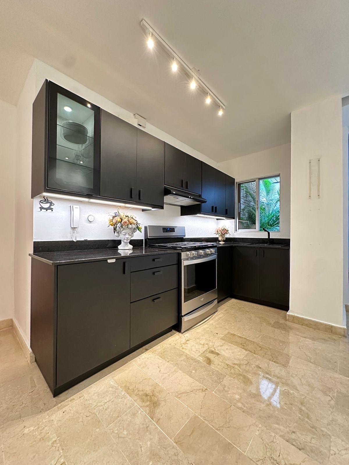 apartamentos - Apartamento En Alquiler De 1 Habitación Y 2 Baños En Naco 1