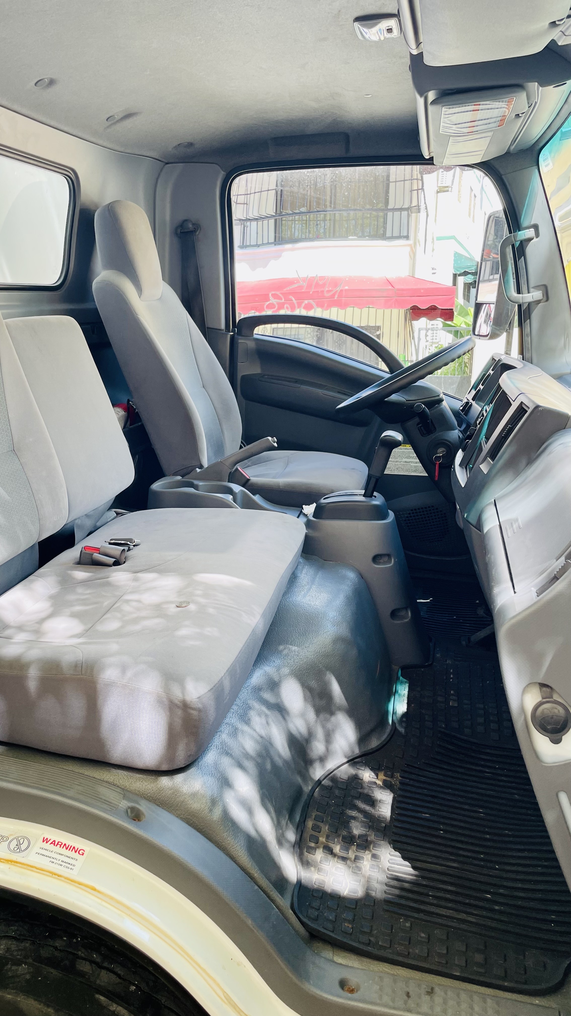 camiones y vehiculos pesados - Camion Isuzu nqr diesel 2019  5
