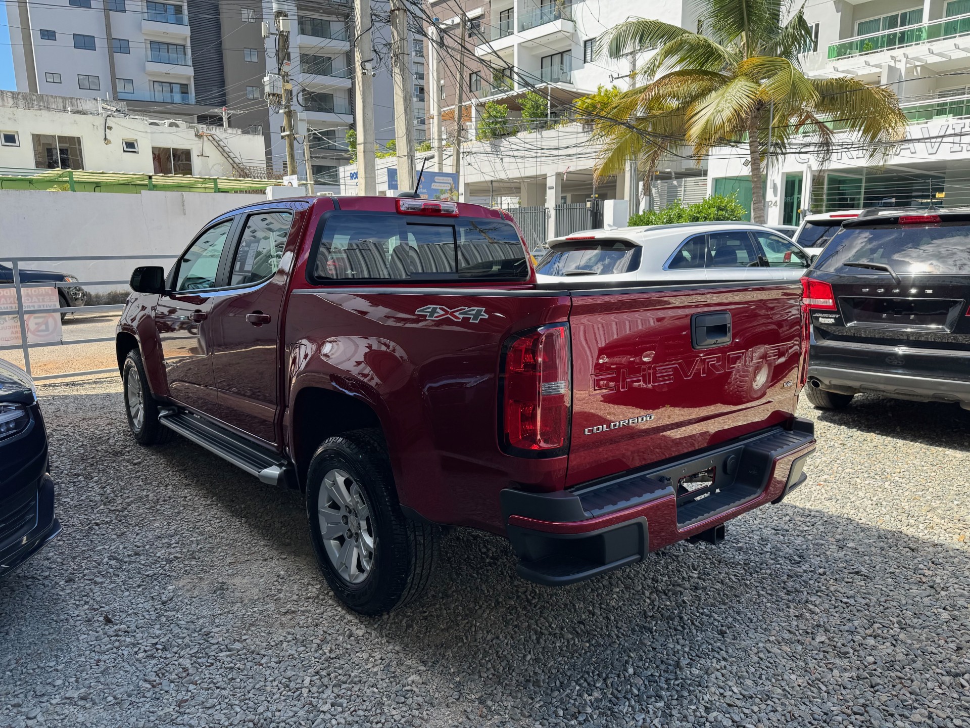 jeepetas y camionetas - Chevrolet Colorado 2021 americana  2