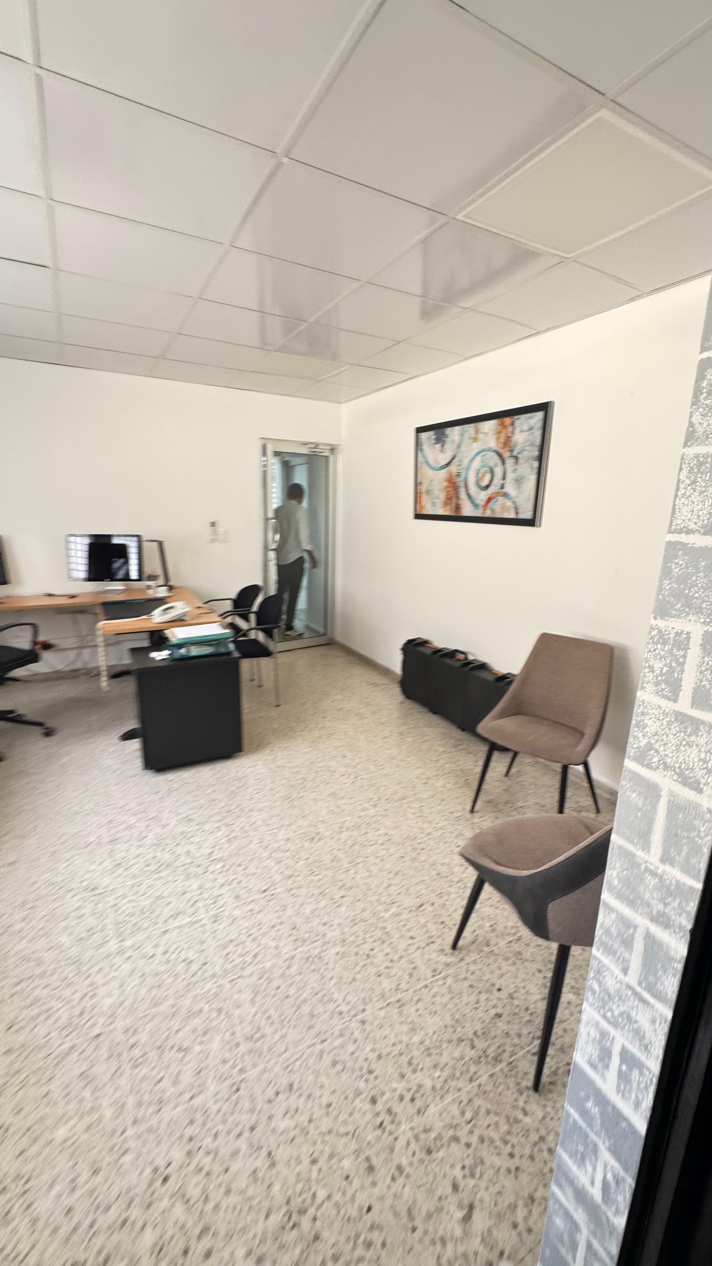 casas - Propiedad comercial  2