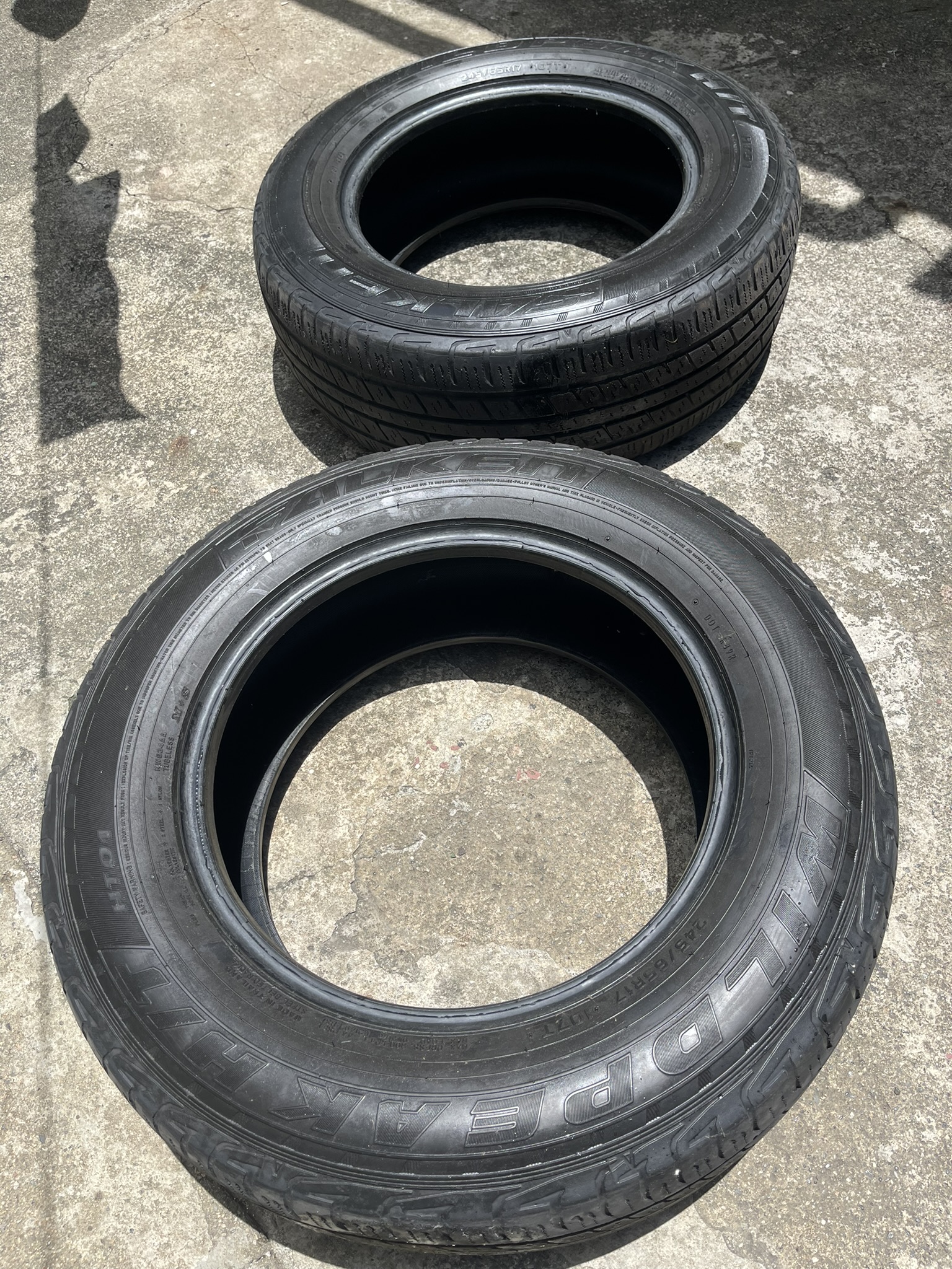 repuestos - 4 gomas 245/65R17 2