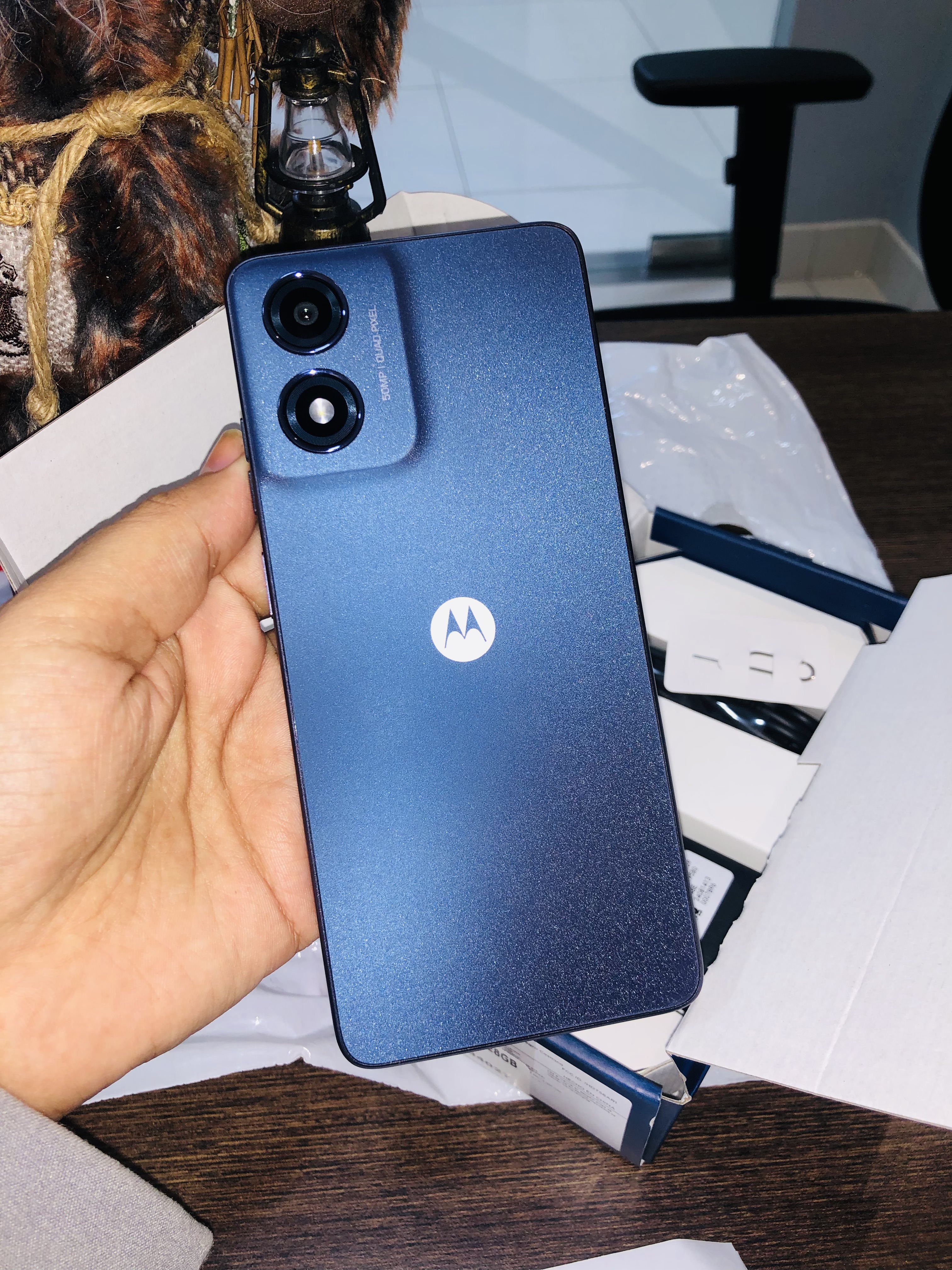 celulares y tabletas - Nuevo MOTOROLA 128gb NEGRO COSMICO