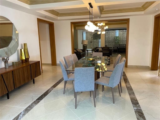 casas - Casa de lujo de 2400mts con piscina en la prolongación 27 de febrero 9