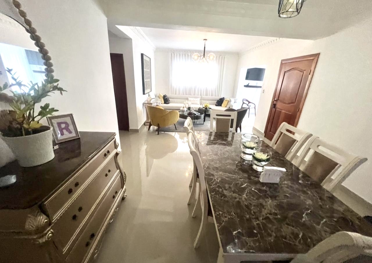 apartamentos - Vendo apartamento! En Alma Rosa primera 

Precio RD$9,300.000.00
 3