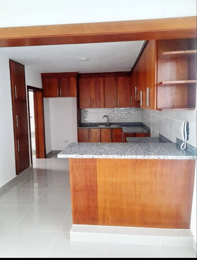 apartamentos - Apartamentos 156 Mts2, 1er y 3er Nivel en Cerro Alto  2