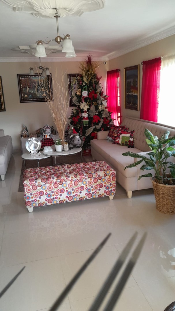 casas - Casa con 800 metros de terreno, Los 3 Ojos 6