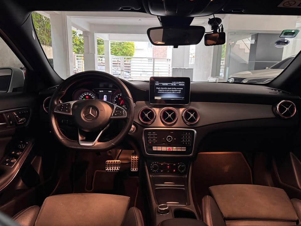 jeepetas y camionetas - Vendo Mercedes Benz GLA AMG 2019 3