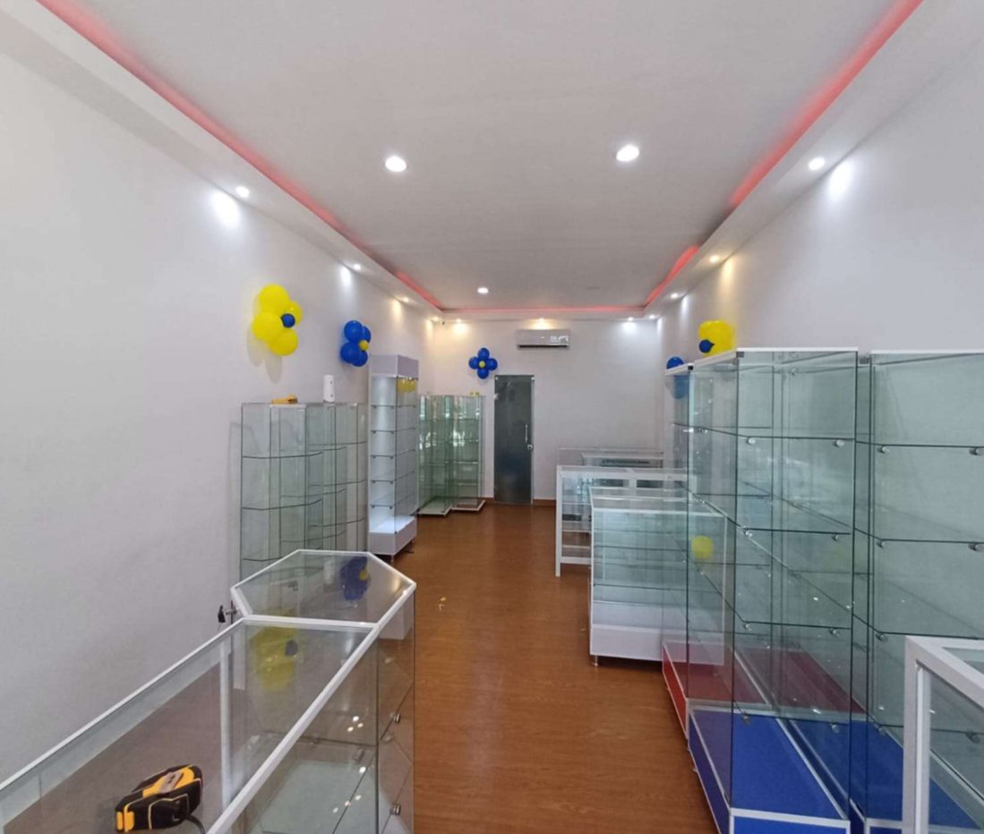 oficinas y locales comerciales - Local muy bien ubicado en Villa Consuelo 1