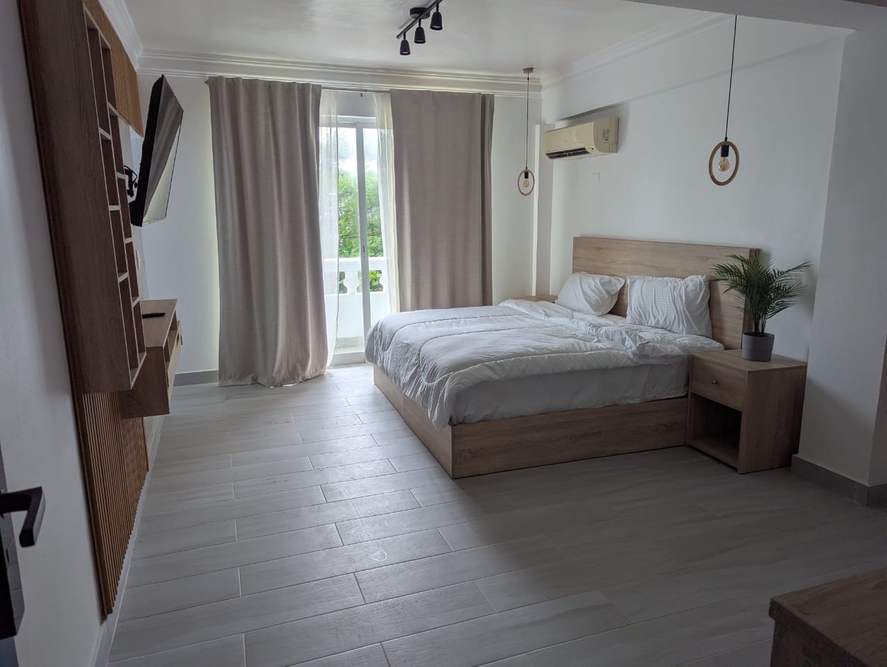 otros inmuebles - venta de hotel primera línea de playa en Juan dolió República Dominicana  6