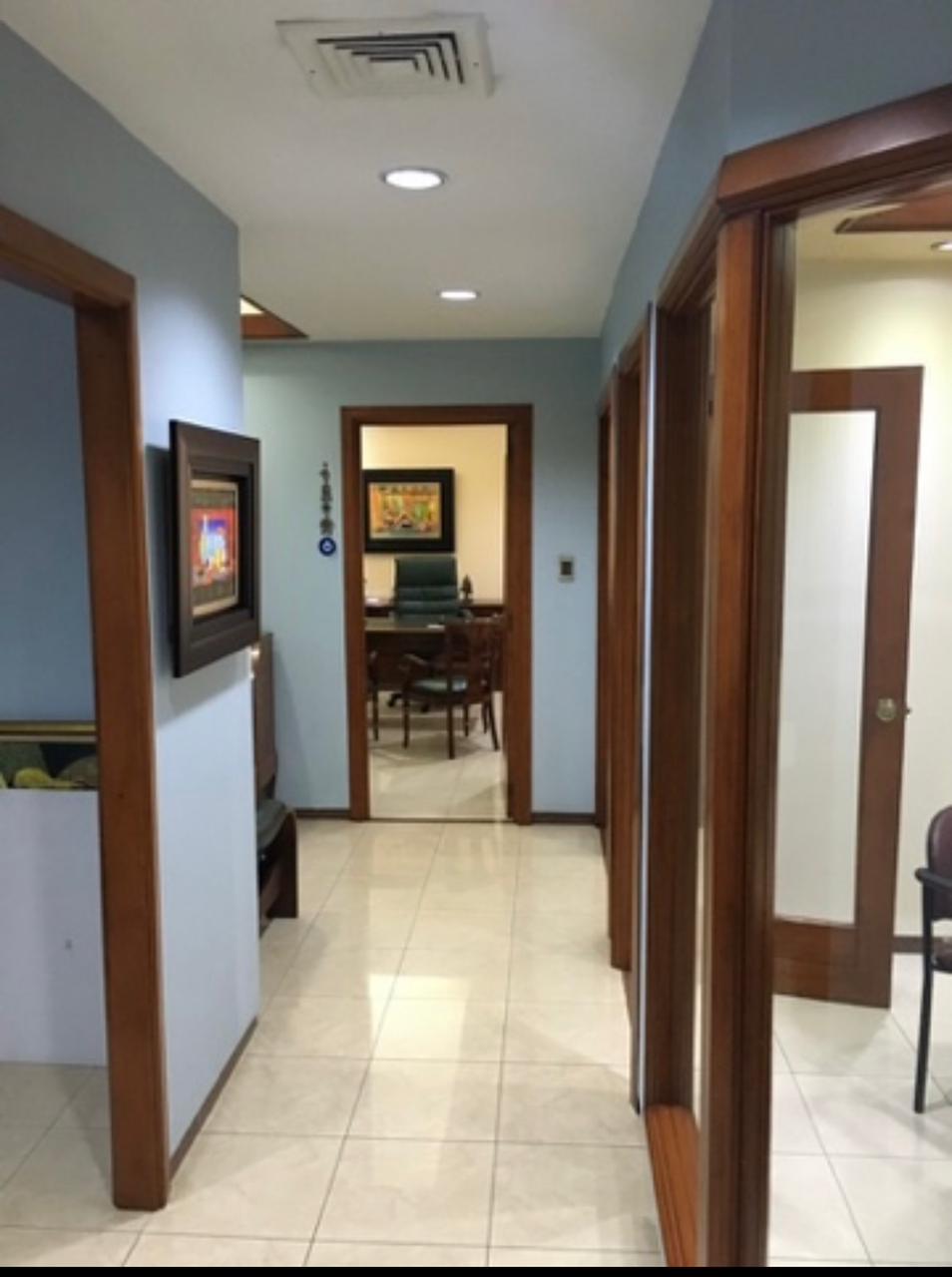 oficinas y locales comerciales - Local en Piantini Unicentro Plaza 4