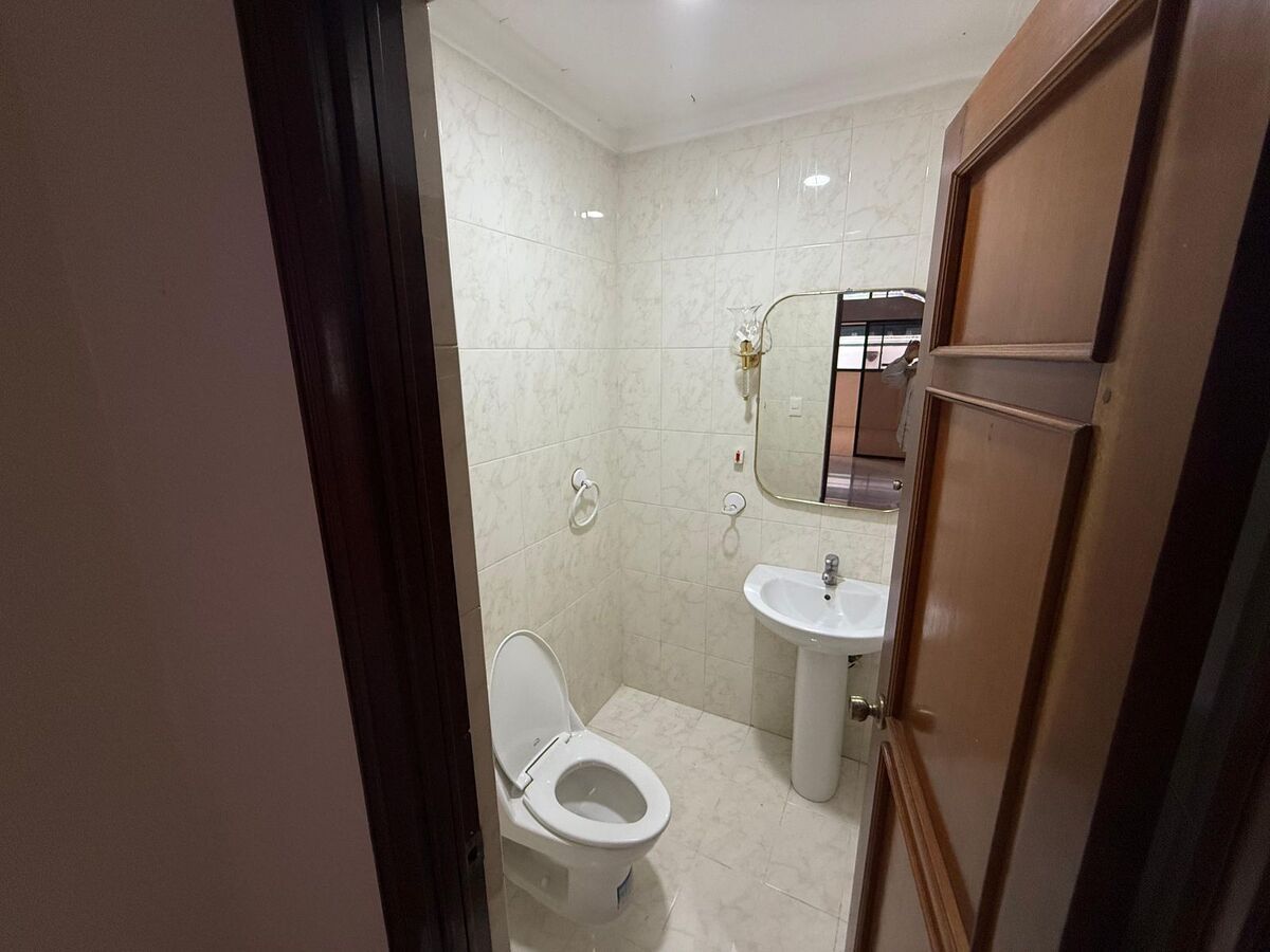 casas - Casa en Alquiler en Bella Vista santo domingo 7