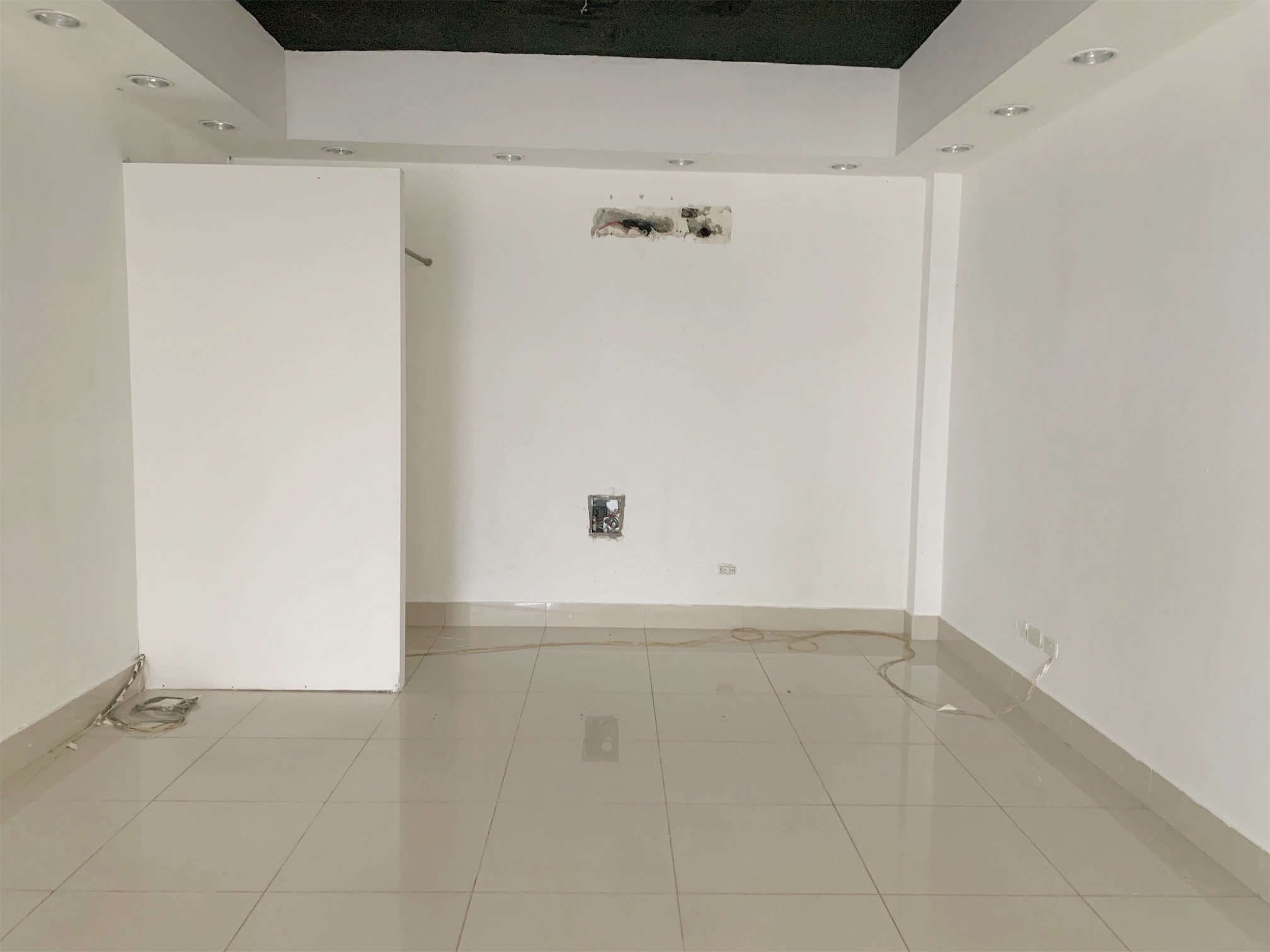 oficinas y locales comerciales - Local en bella vista  3