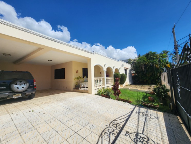 casas - Venta de Casa en La Castellana 0