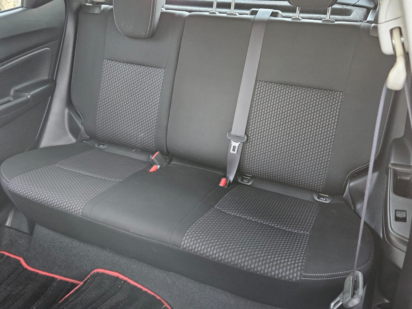 carros - SUZUKI SWIFT RS 8