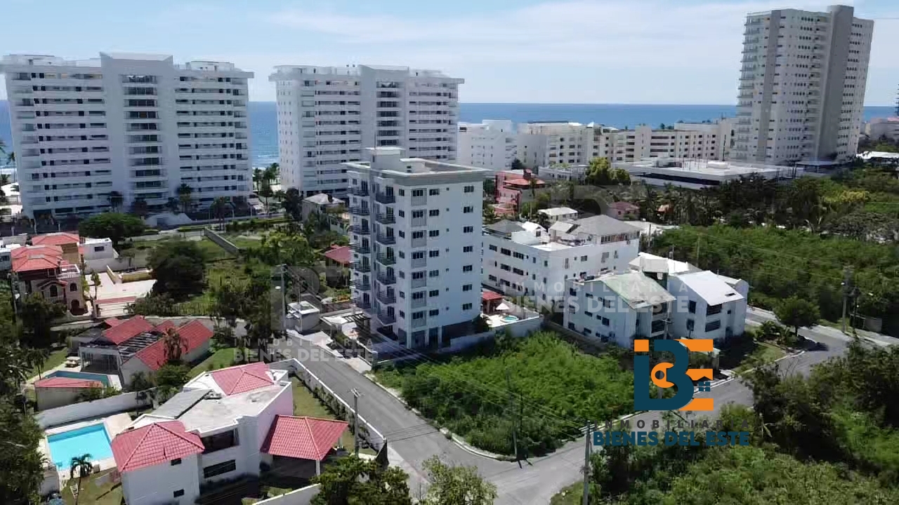 solares y terrenos - SE VENDE solar de 750 metros en Juan Dolio. 4