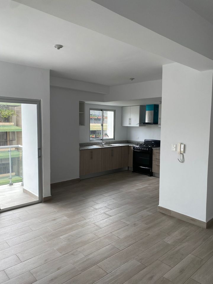 apartamentos - Apartamento en alquiler con Linea Blanca en Evaristo Morales 2hab+2baños+2par 2