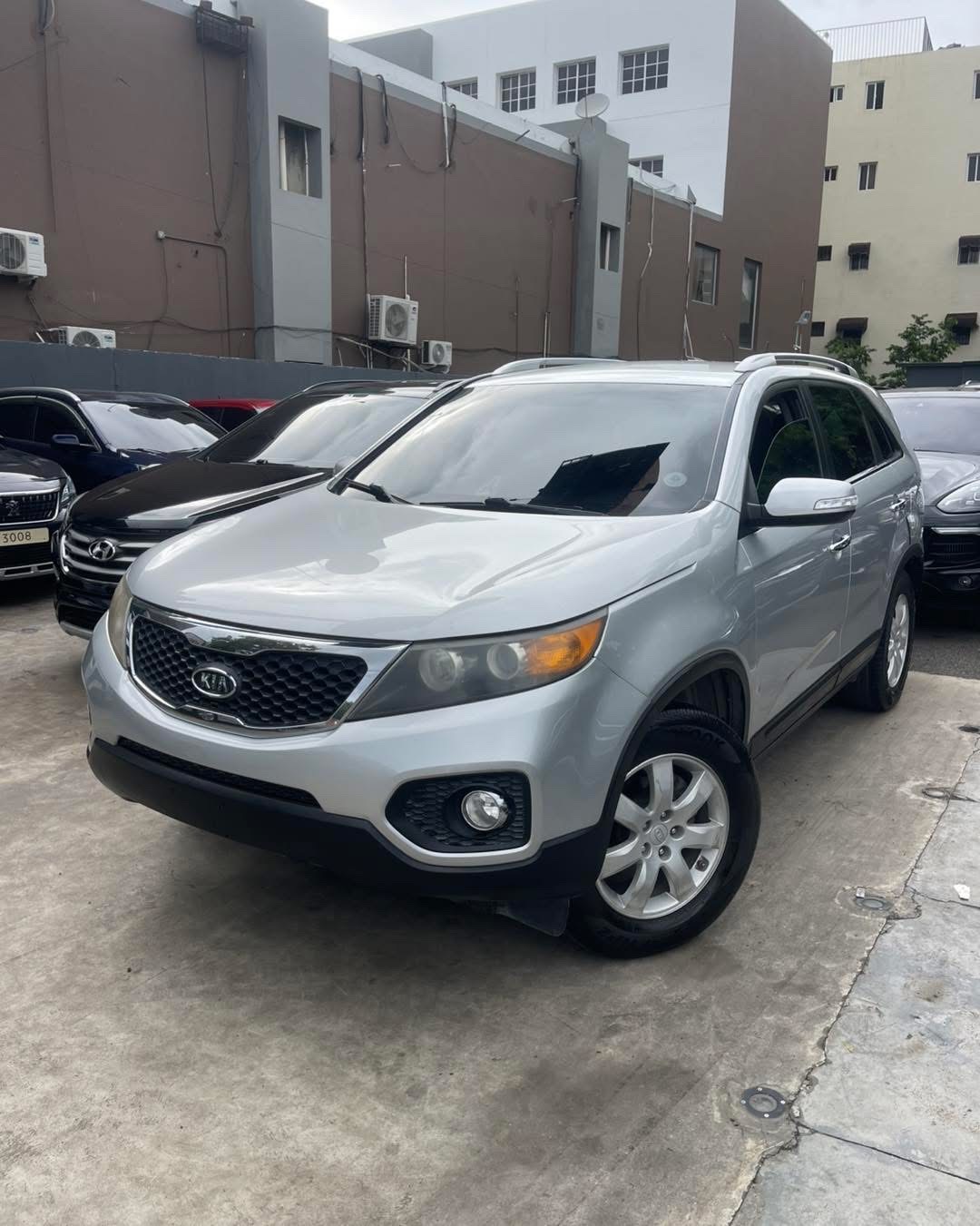 jeepetas y camionetas - KIA SORENTO LX 2012 1