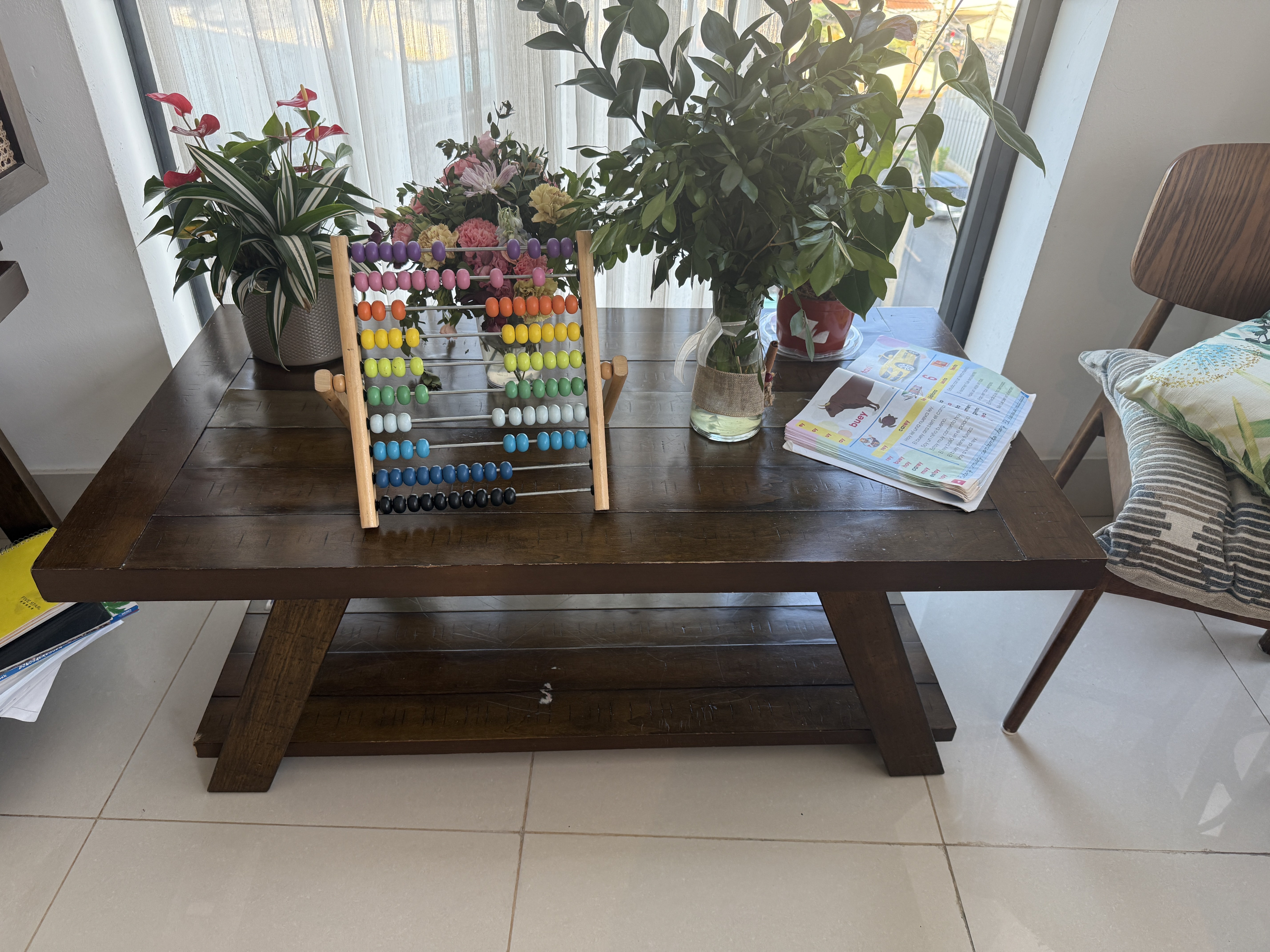 muebles y colchones - SE VENDE SET DE 3 MESAS DE MADERA – CENTRO DE SALA, RECIBIDOR Y ESQUINERA 4