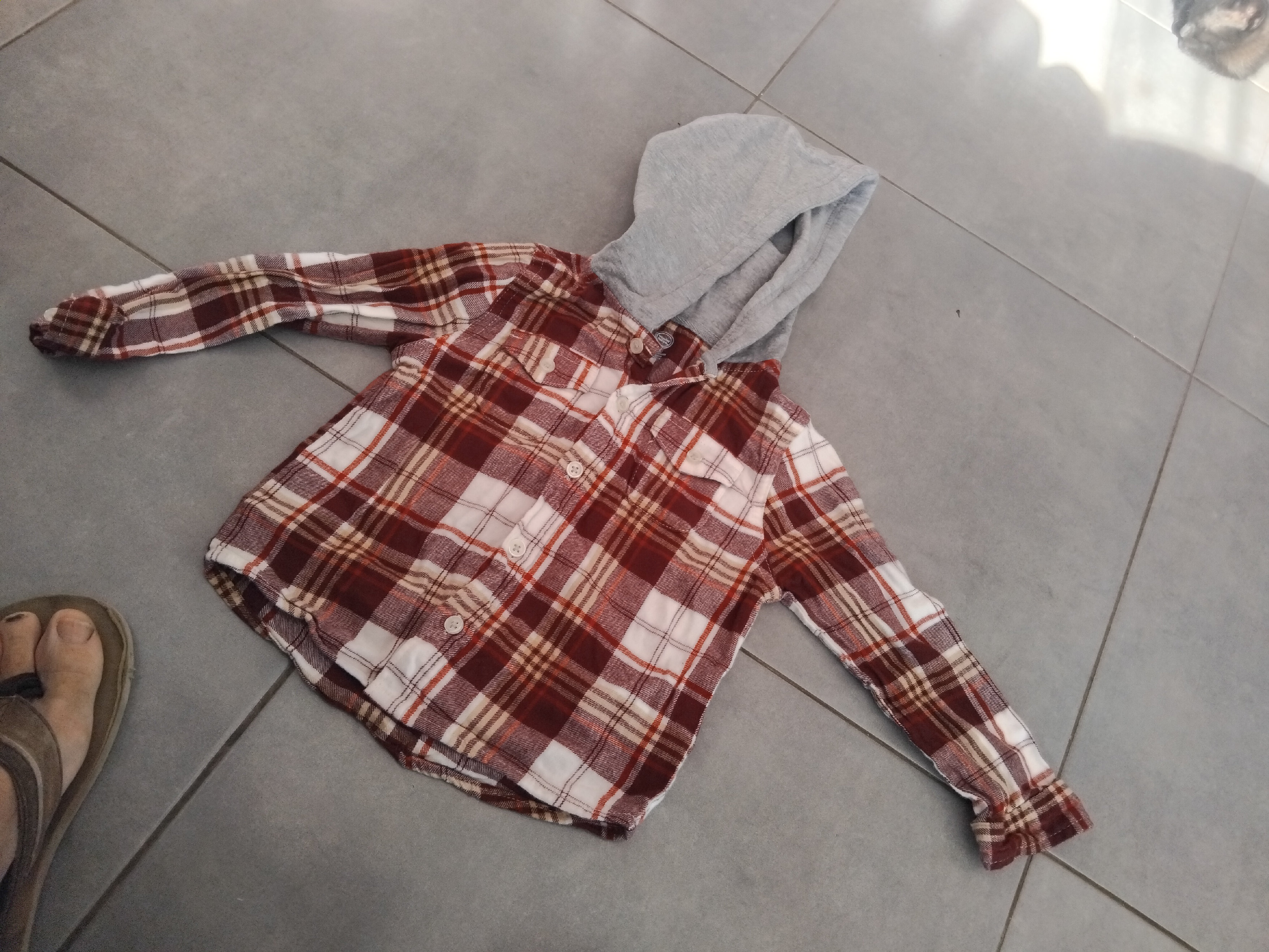 ropa y zapatos - vendo Ropa de Niños de 3años a 4años  5