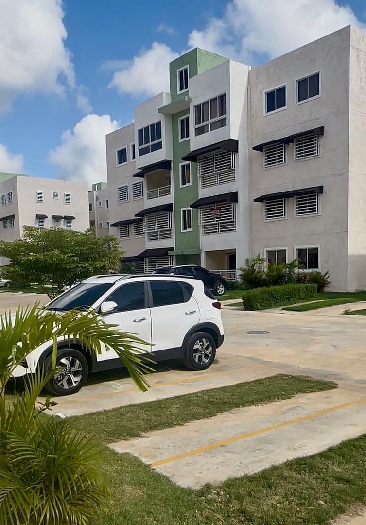apartamentos - Se alquila apartamento Recién Construido en Res. Emilia
18.000